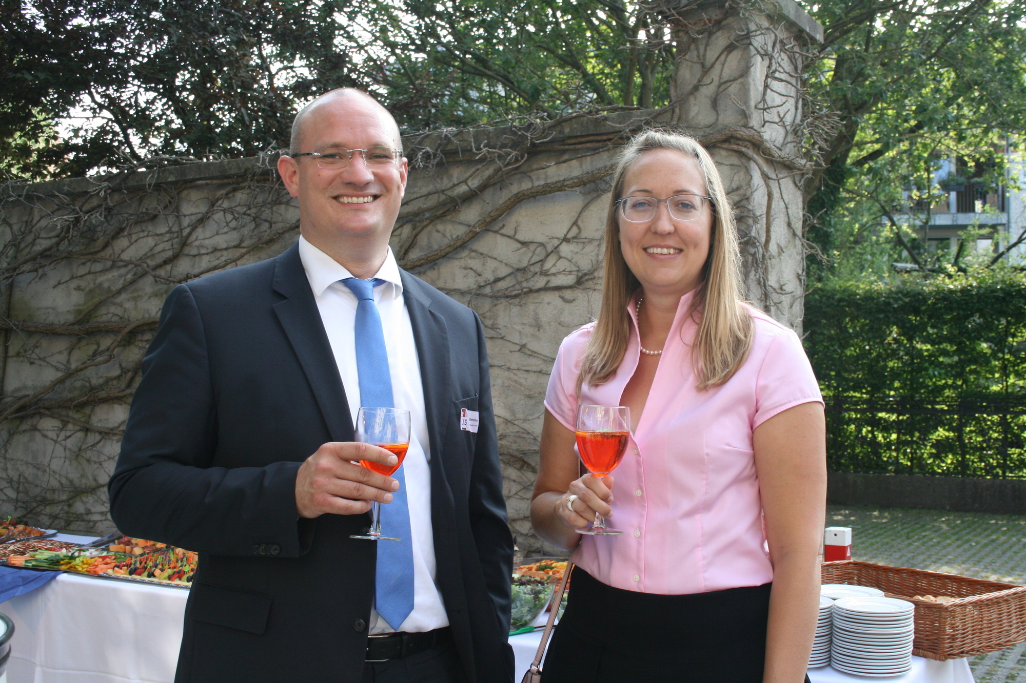 250 Gäste feiern beim A³ Sommerfest im Martini-Palais. Foto: B4B SCHWABEN