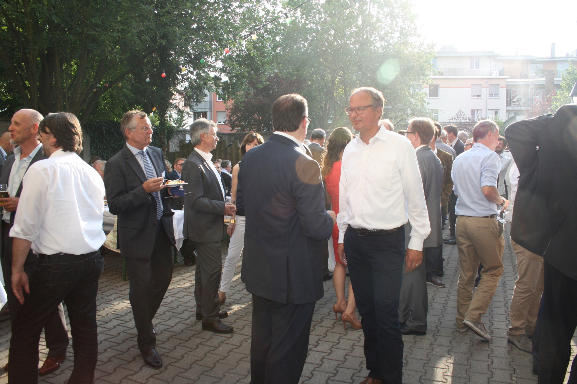 250 Gäste feiern beim A³ Sommerfest im Martini-Palais. Foto: B4B SCHWABEN