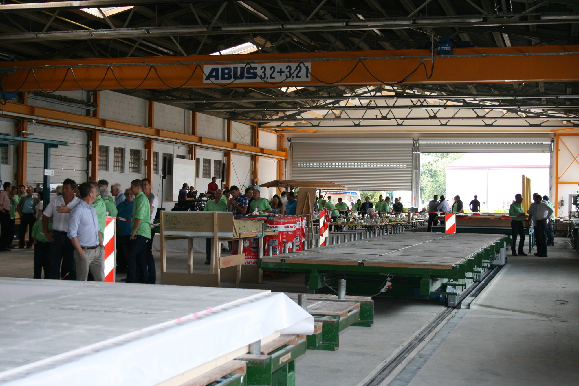 SÄBU Holzbau GmbH feiert mit über 100 Gästen sein 50jähriges Bestehen. Foto: B4B SCHWABEN