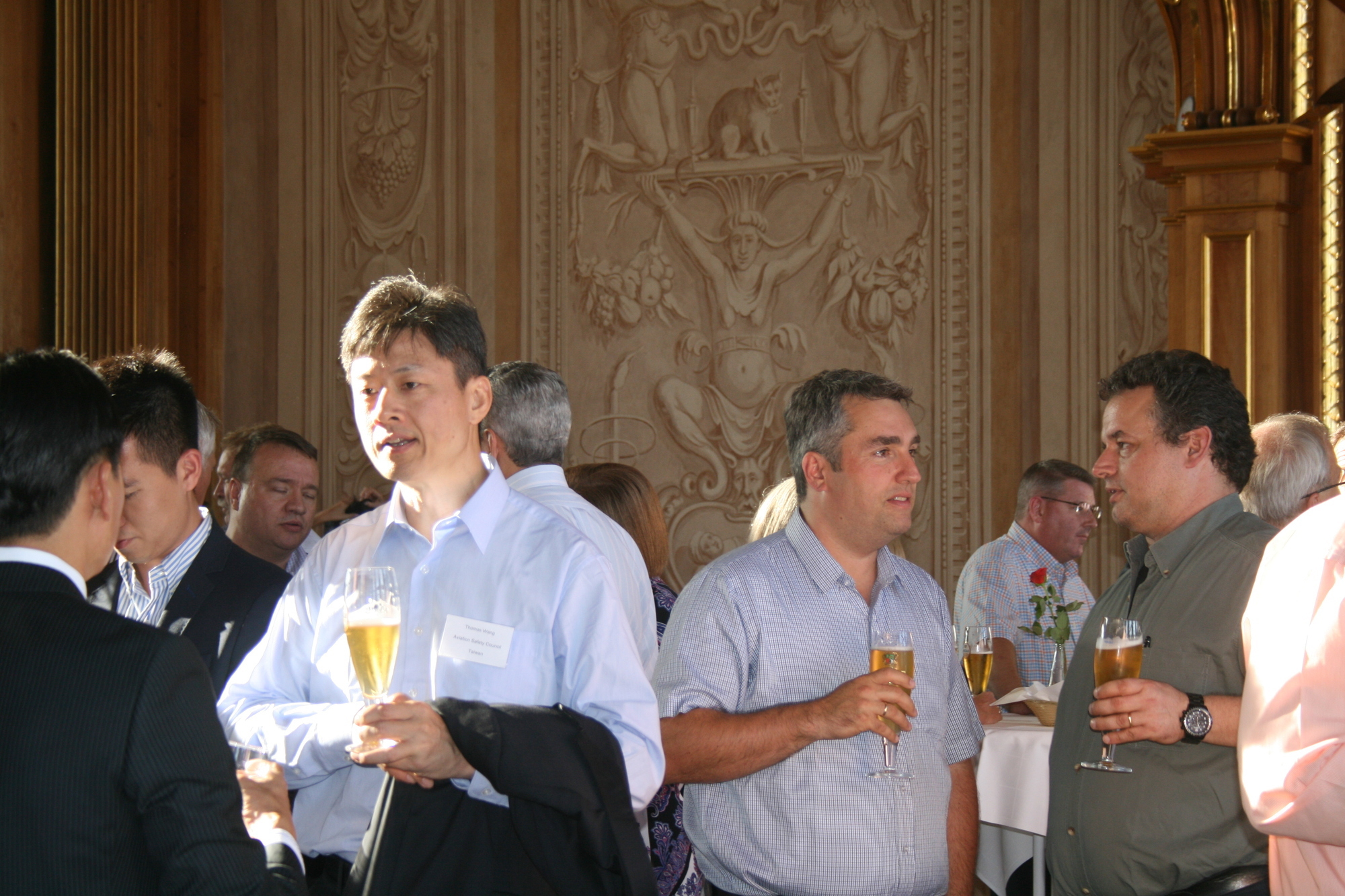 Am 25. August empfing OB Dr. Kurt Gribl rund 250 Gäste der ISASI im Goldenen Saal des Augsburger Rathauses. Foto: B4B SCHWABEN