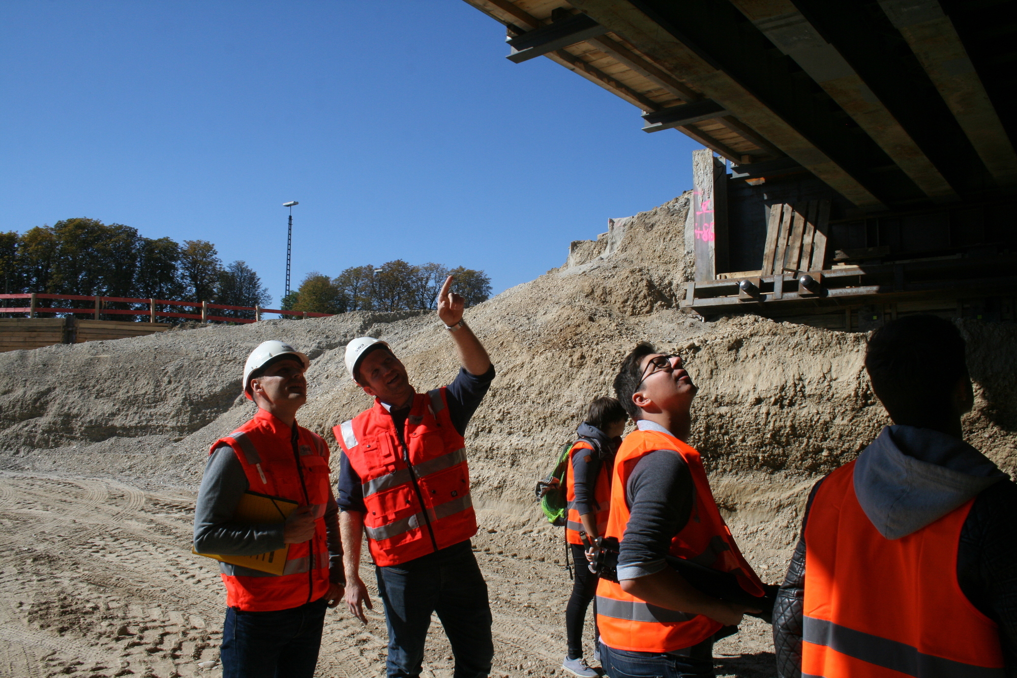 Die Arbeiten gehen voran - Hauptbahnhof-Tunnel zur Hälfte fertig. Foto: B4B SCHWABEN
