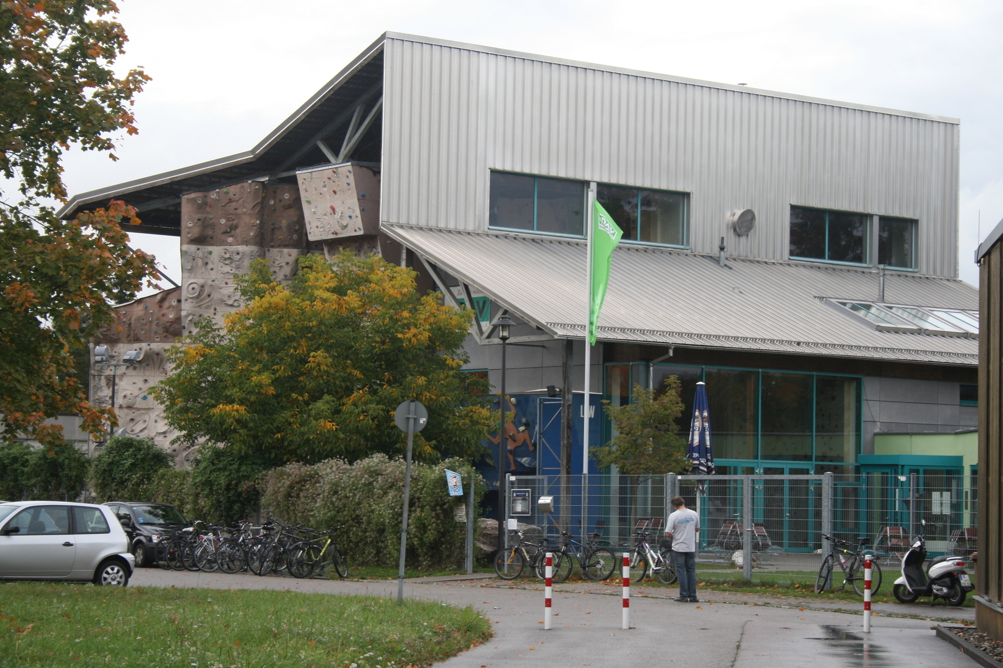 Das Netzwerktreffen der Wirtschaftsförderung fand im Waldpavillon statt. Foto: B4B SCHWABEN