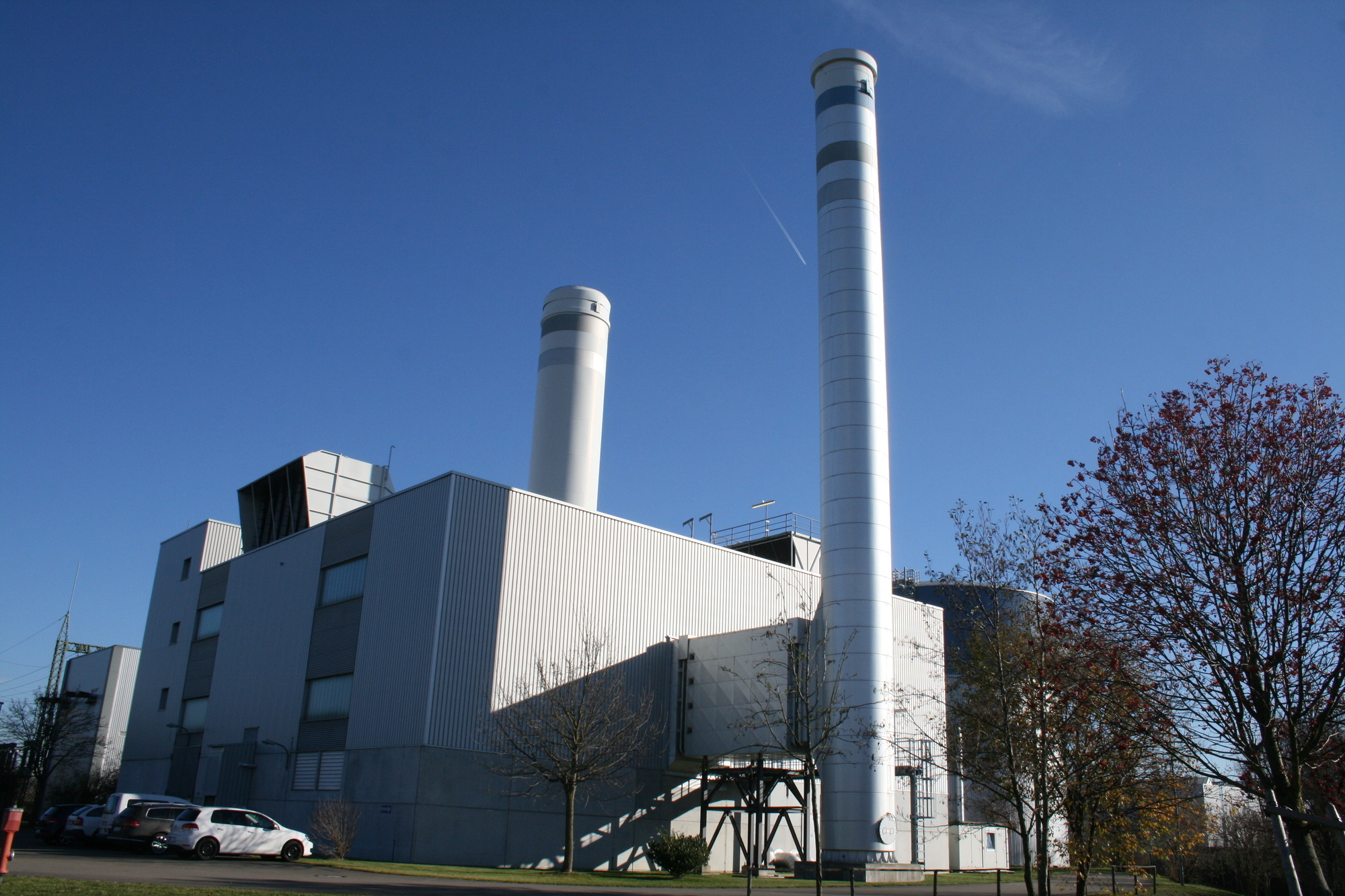 Die Power-to-Heat-Anlage der swa stabilisiert das Stromnetz. Foto: B4B WIRTSCHAFTSLEBEN SCHWABEN
