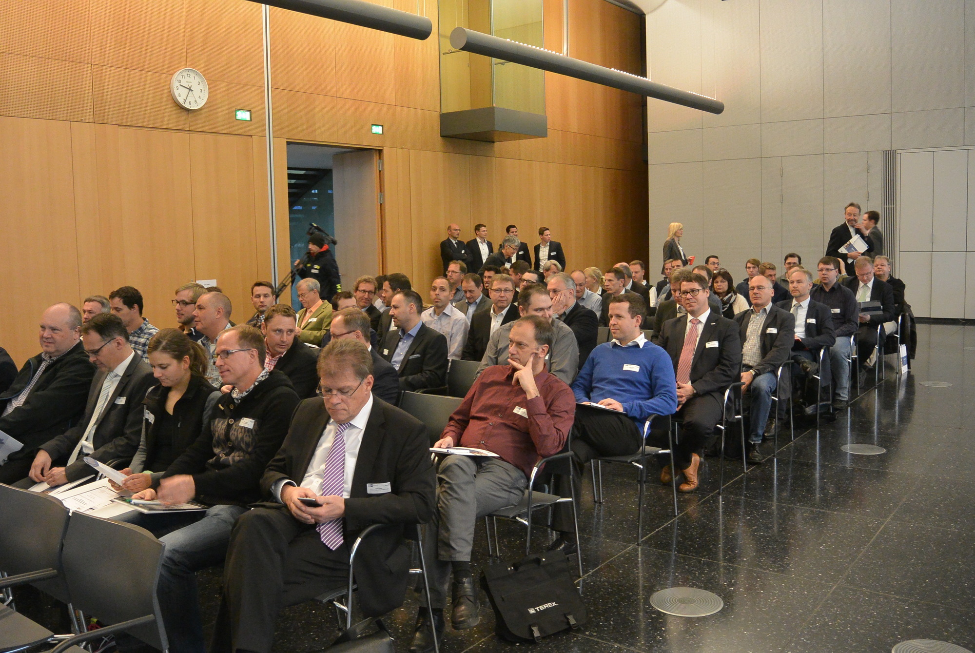 IHK Schwaben und aitiRaum veranstalteten gemeinsame Tagung zum Thema IT-Sicherheit. Foto: B4B WIRTSCHAFTSLEBEN SCHWABEN