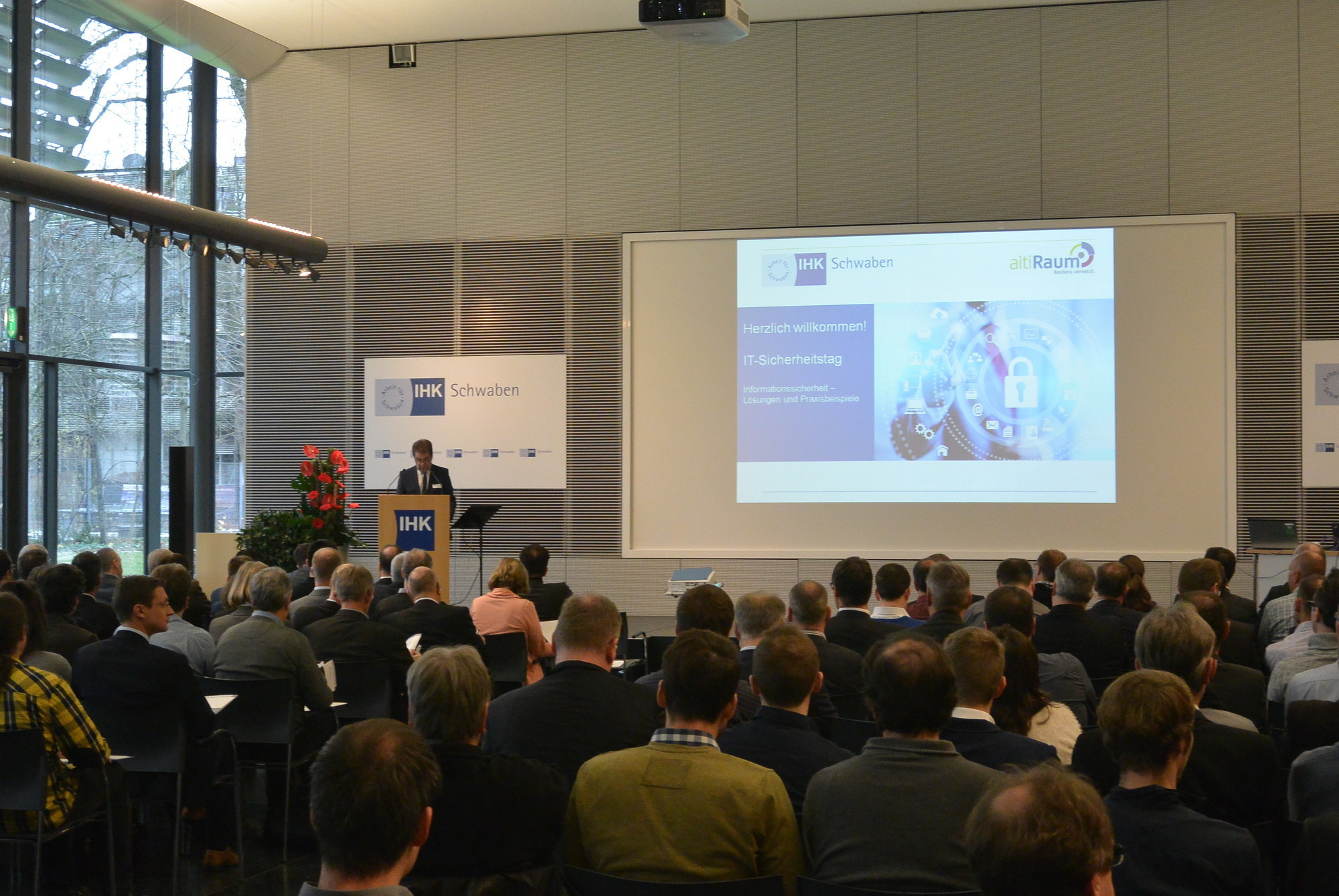 IHK Schwaben und aitiRaum veranstalteten gemeinsame Tagung zum Thema IT-Sicherheit. Foto: B4B WIRTSCHAFTSLEBEN SCHWABEN
