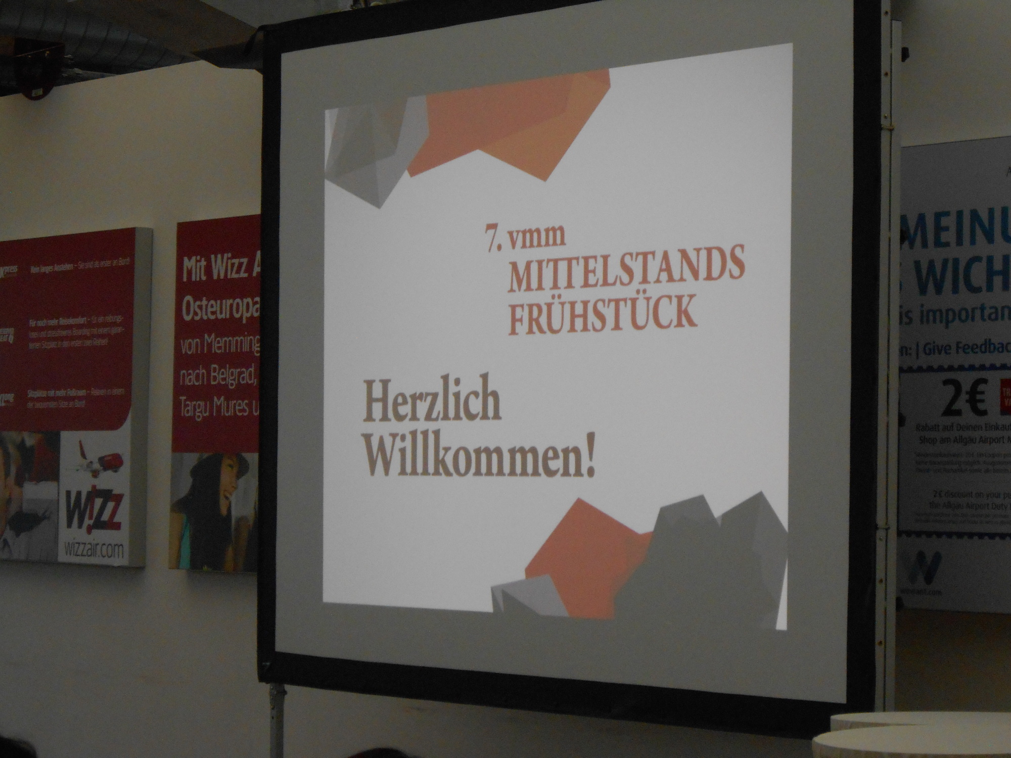 7. vmm Mittelstandsfrühstück im Allgäu Airport Memmingen. Foto: B4B WIRTSCHAFTSLEBEN SCHWABEN / Bernd Jaufmann