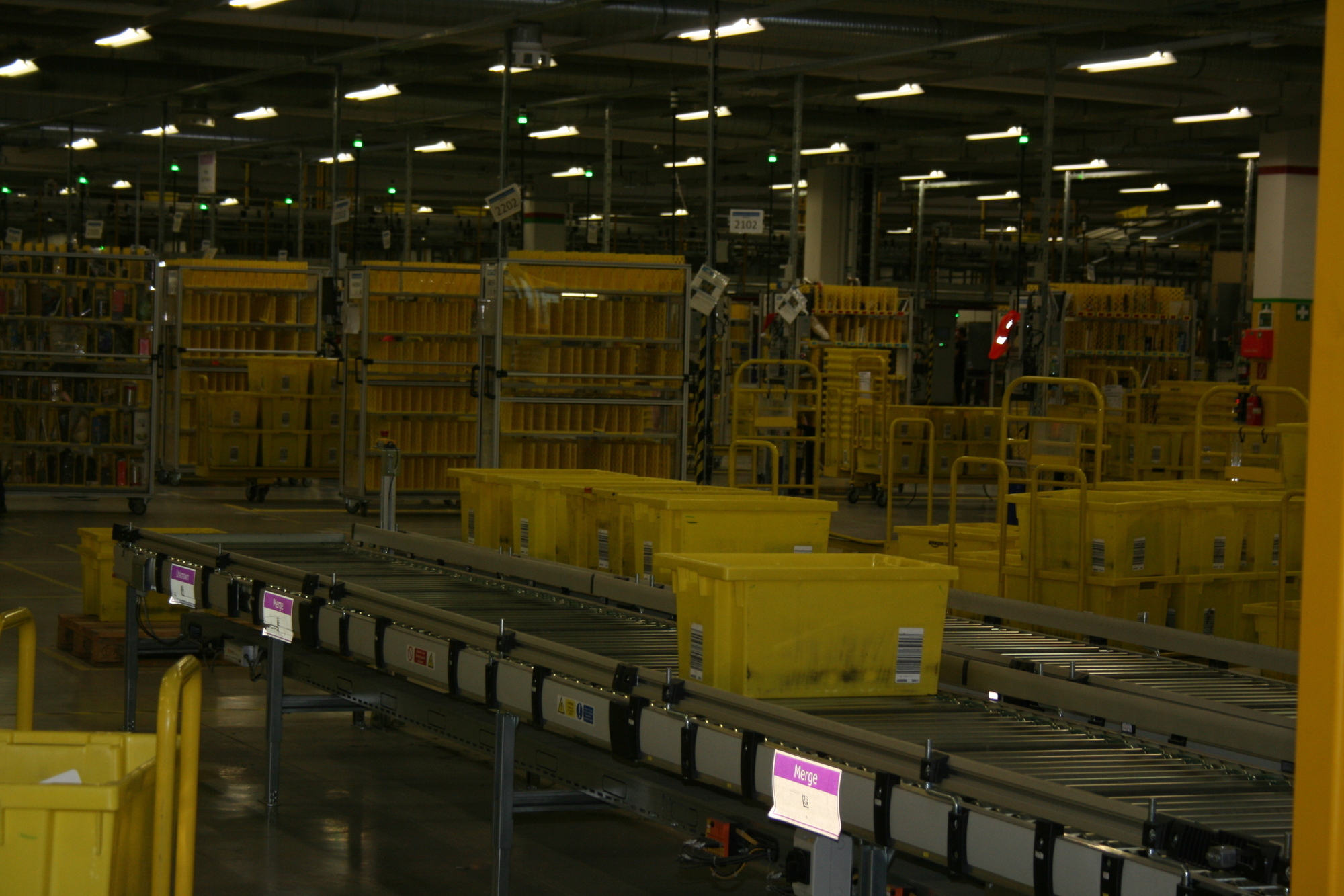 Ein Blick hinter die Kulissen am Amazon Standort in Graben. Foto: B4B WIRTSCHAFTSLEBEN SCHWABEN