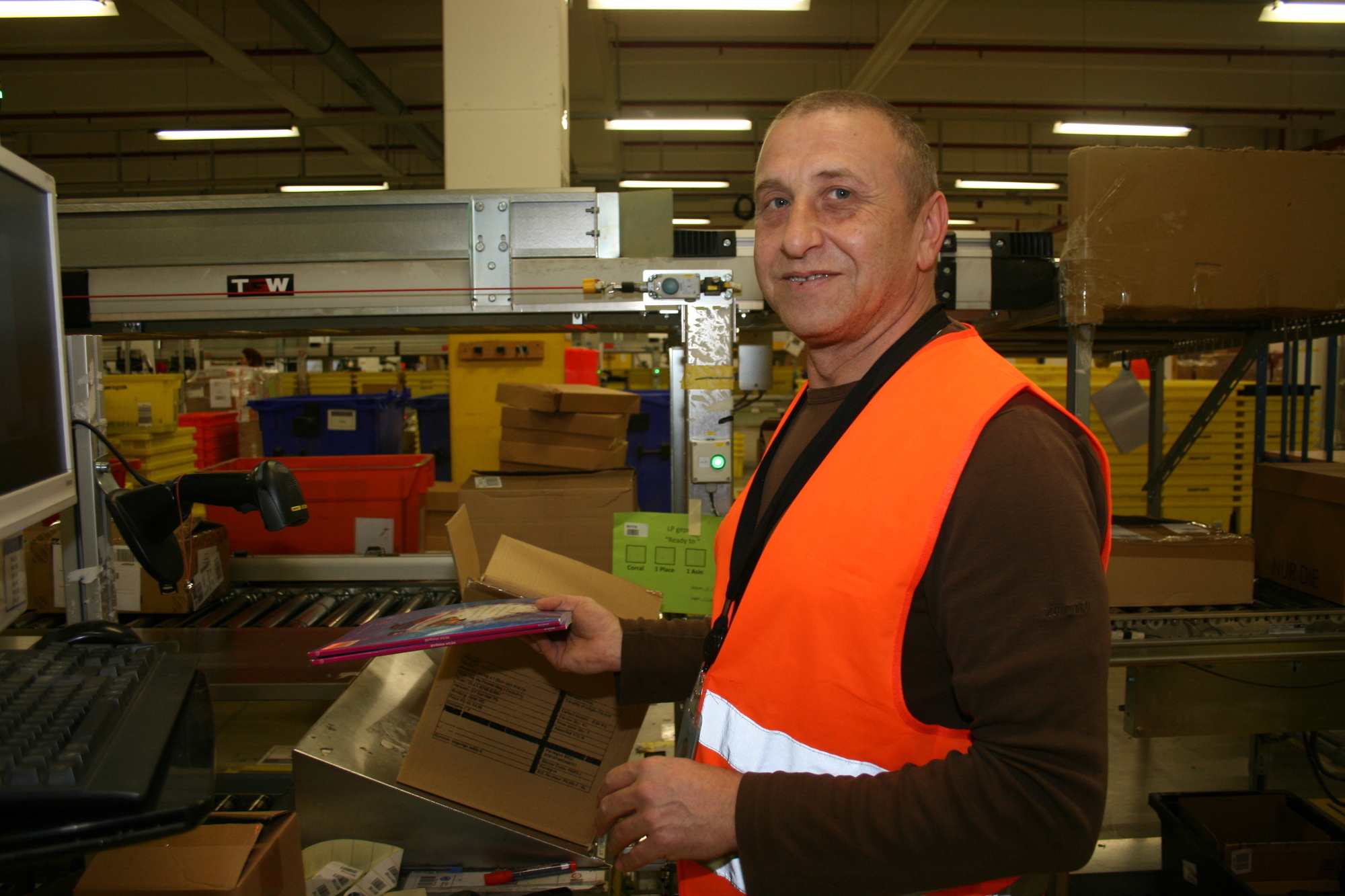 Ein Blick hinter die Kulissen am Amazon Standort in Graben. Foto: B4B WIRTSCHAFTSLEBEN SCHWABEN