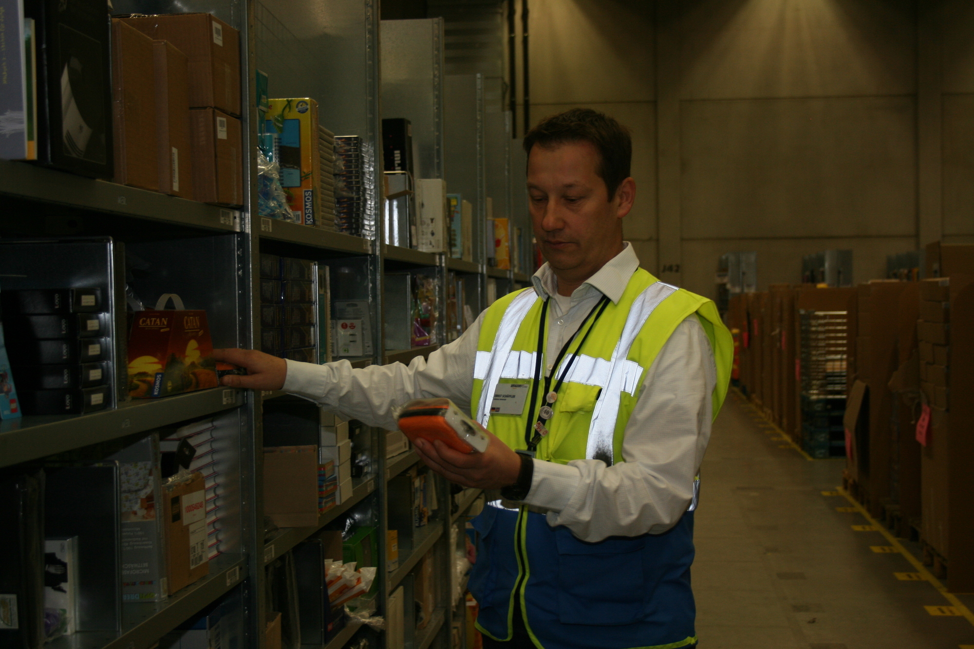 Ein Blick hinter die Kulissen am Amazon Standort in Graben. Foto: B4B WIRTSCHAFTSLEBEN SCHWABEN