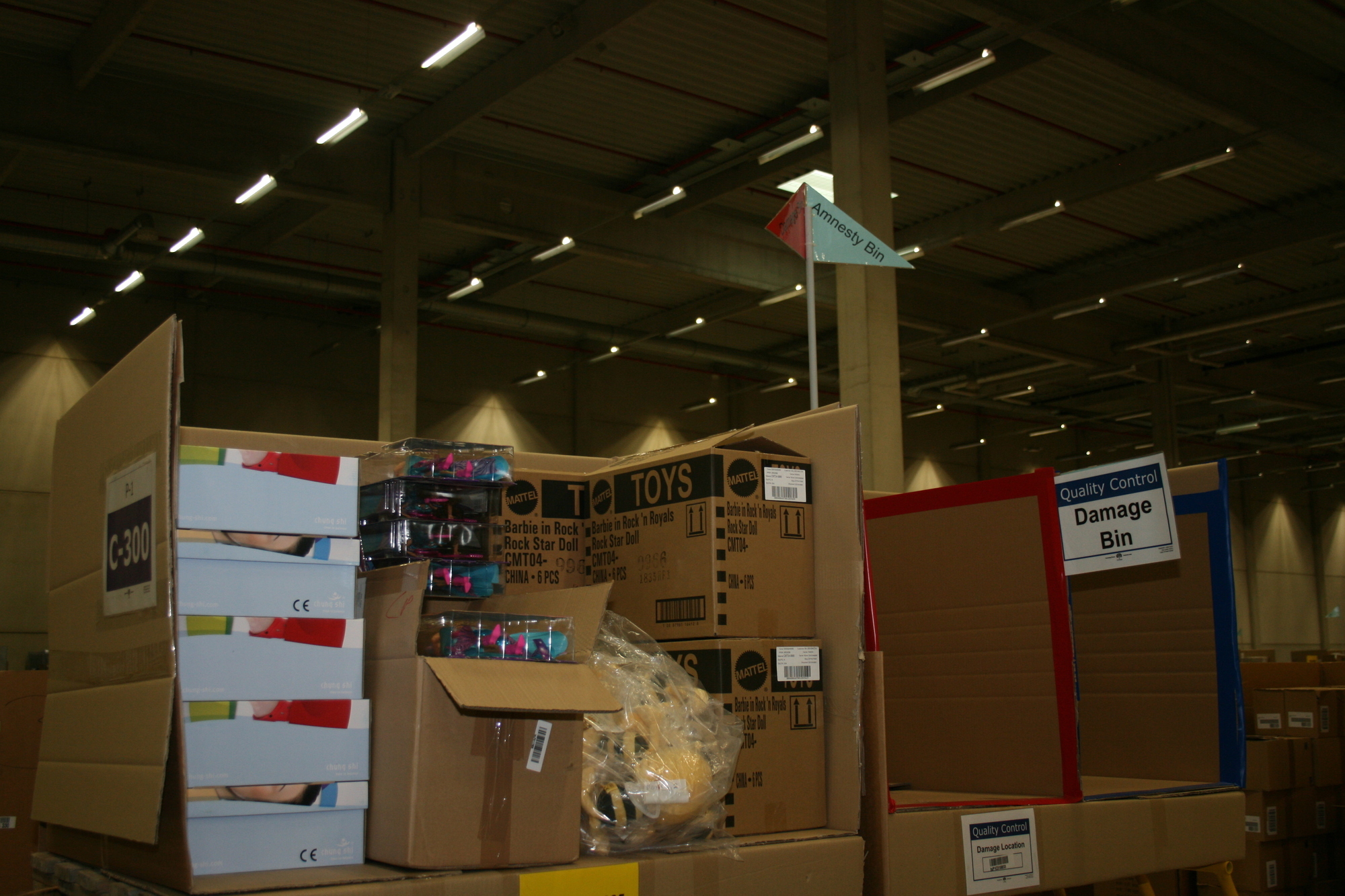 Ein Blick hinter die Kulissen am Amazon Standort in Graben. Foto: B4B WIRTSCHAFTSLEBEN SCHWABEN
