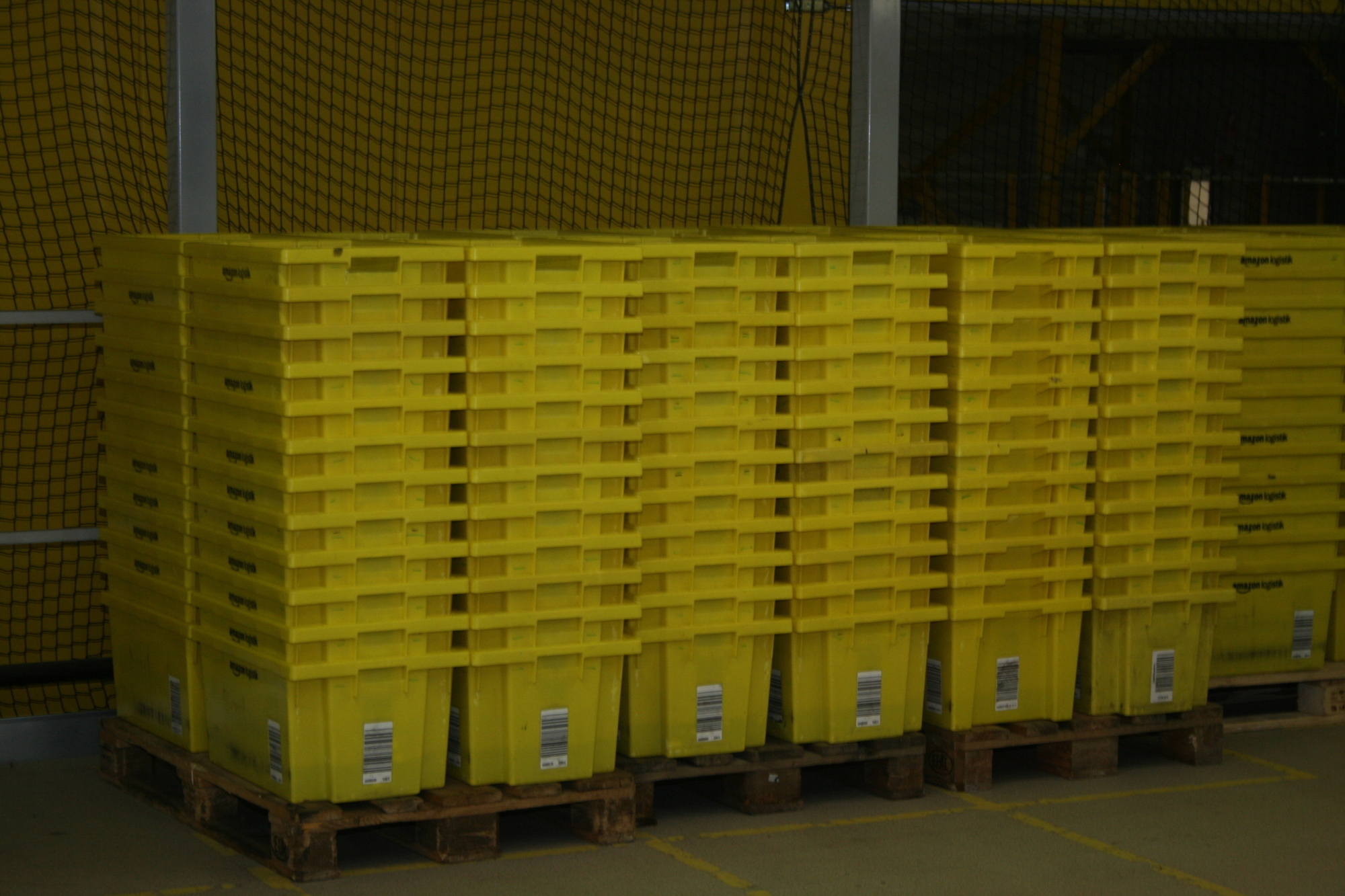 Ein Blick hinter die Kulissen am Amazon Standort in Graben. Foto: B4B WIRTSCHAFTSLEBEN SCHWABEN