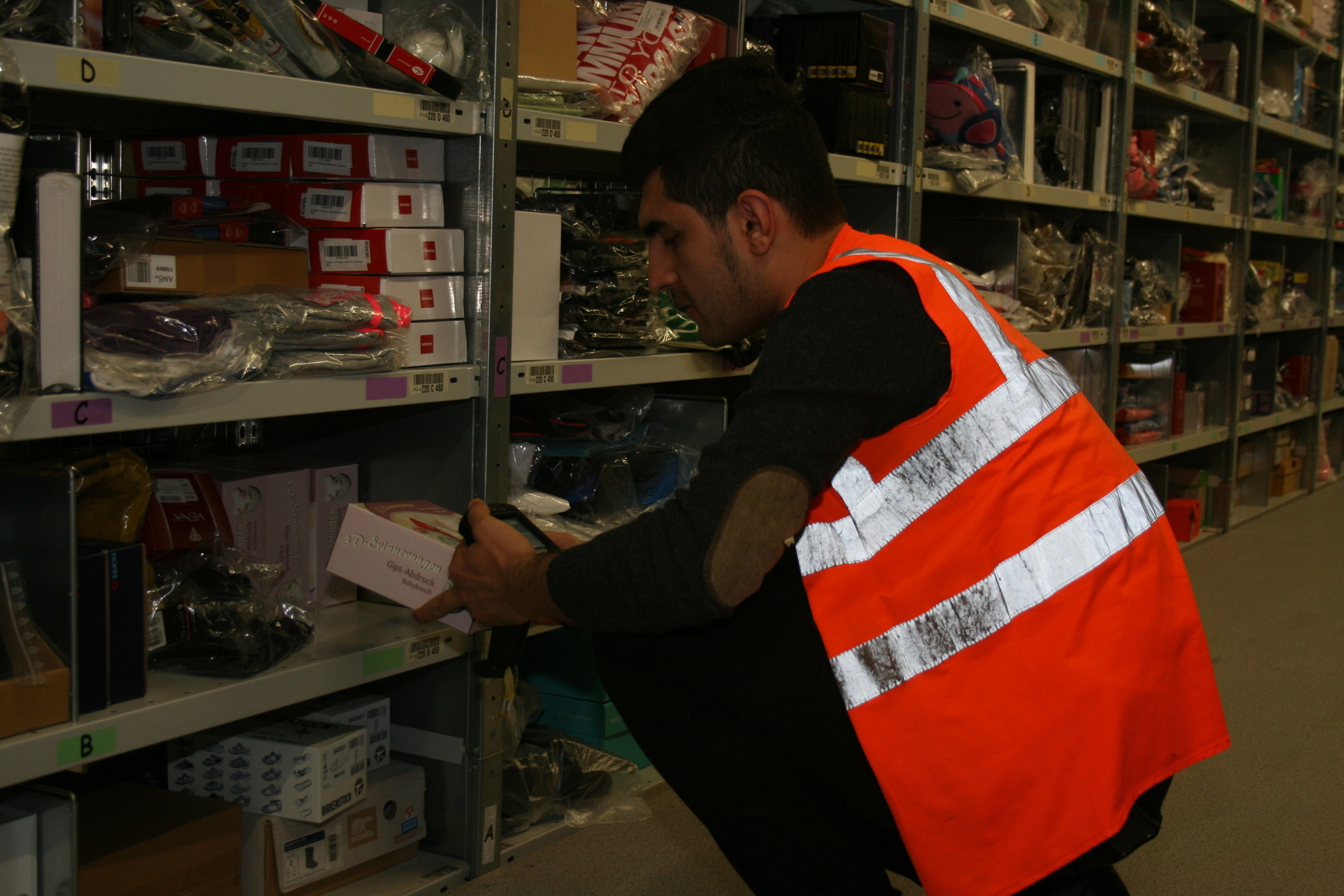 Ein Blick hinter die Kulissen am Amazon Standort in Graben. Foto: B4B WIRTSCHAFTSLEBEN SCHWABEN