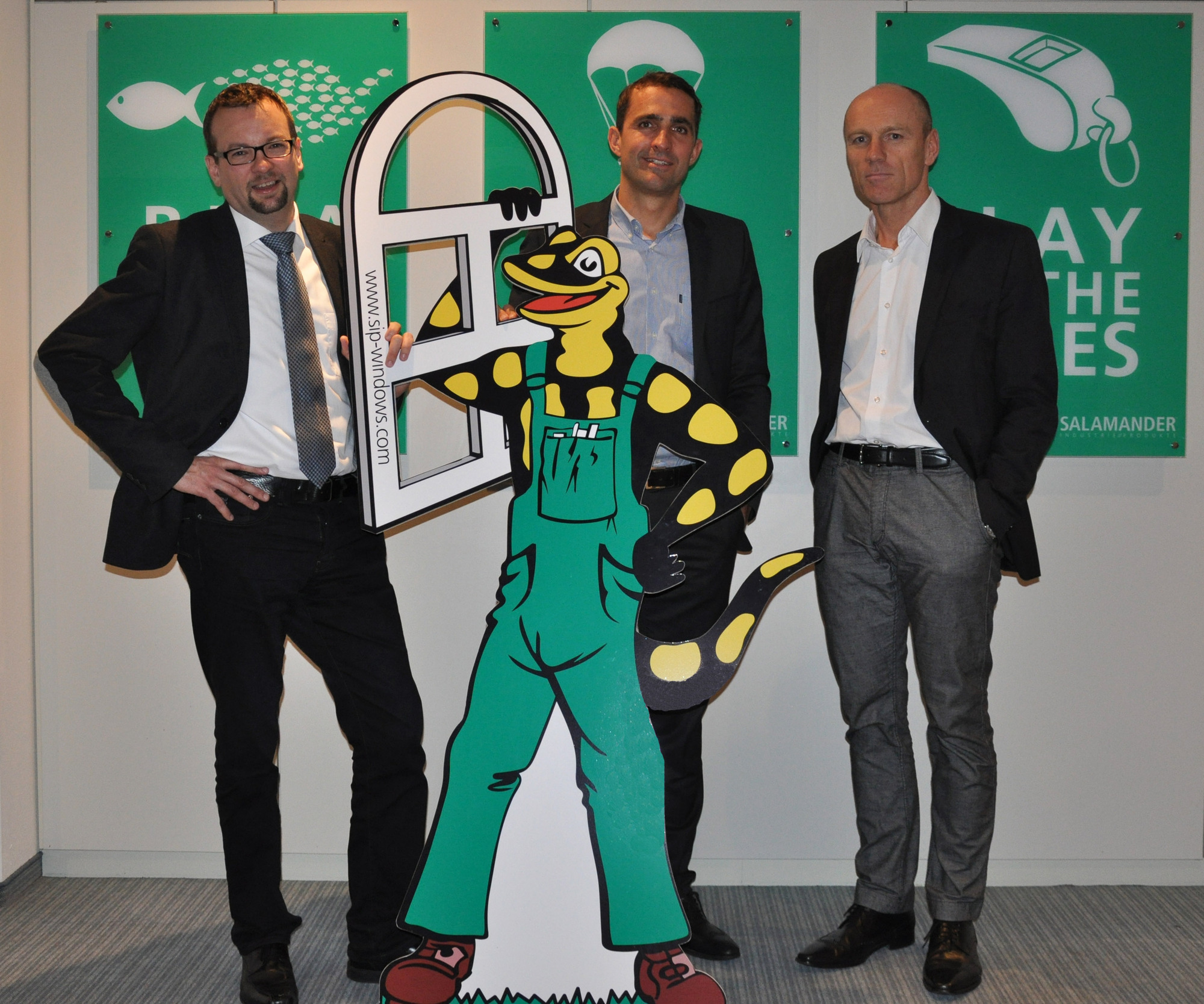 Wolfgang Auernheimer, Götz Schmiedeknecht und Sebastian Seemüller. Foto: Salamander Industrie-Produkte GmbH