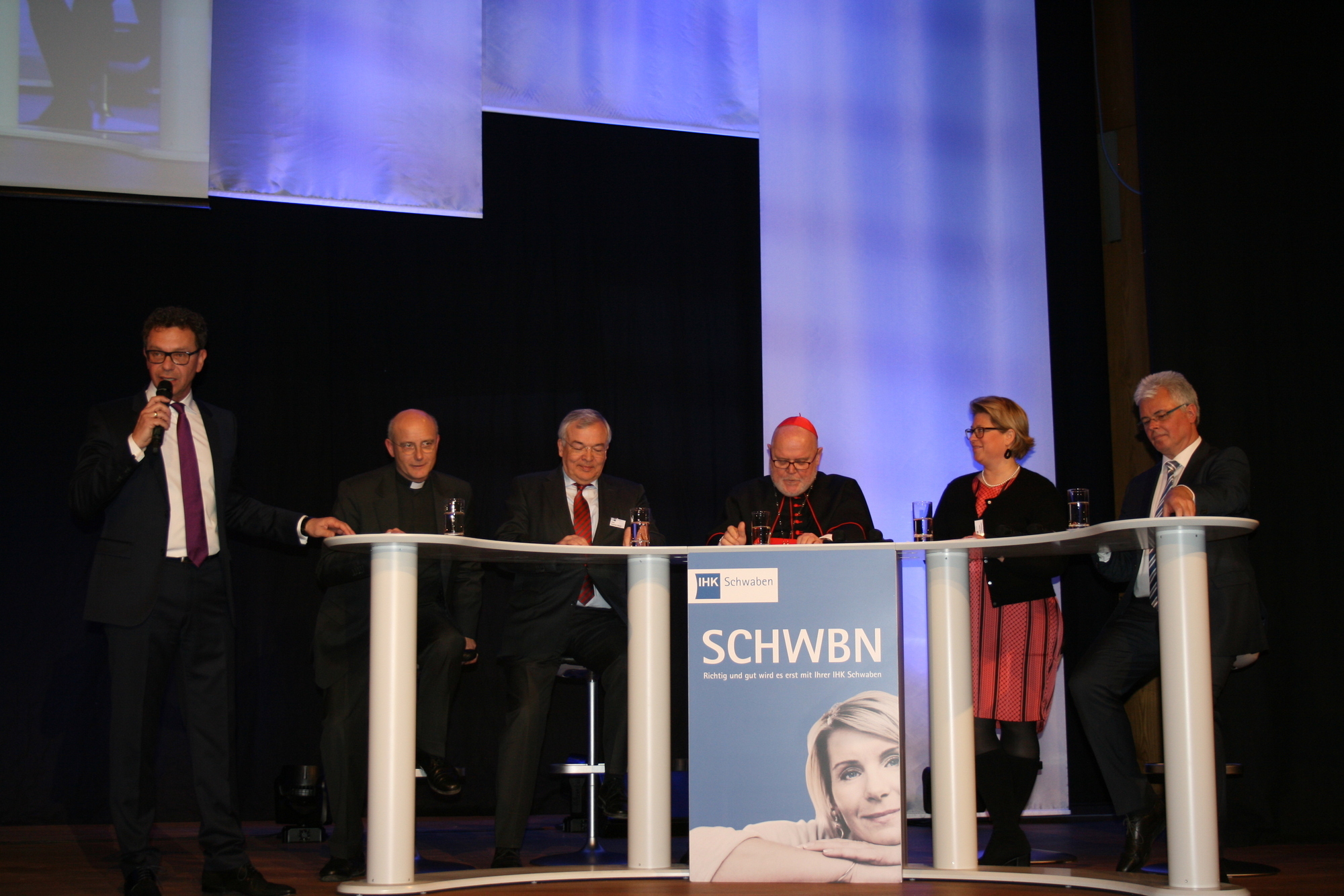 Der Neujahrsempfang der IHK Schwaben begeisterte rund 1.300 Gäste. Foto: B4B WIRTSCHAFTSLEBEN SCHWABEN