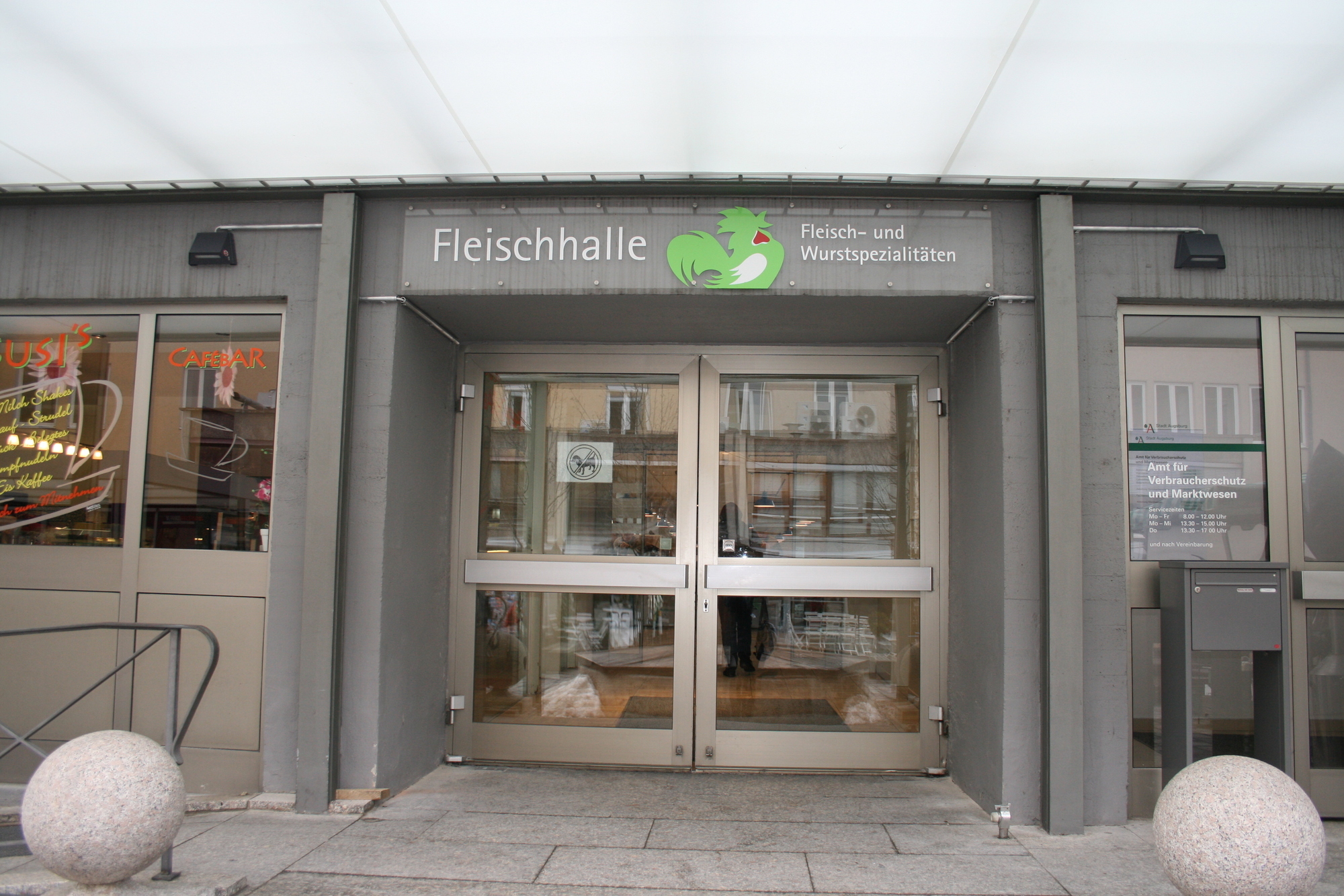 Die frisch sanierte Fleischhalle begrüßt seit heute wieder Gäste. Foto: B4B WIRTSCHAFTSLEBEN SCHWABEN