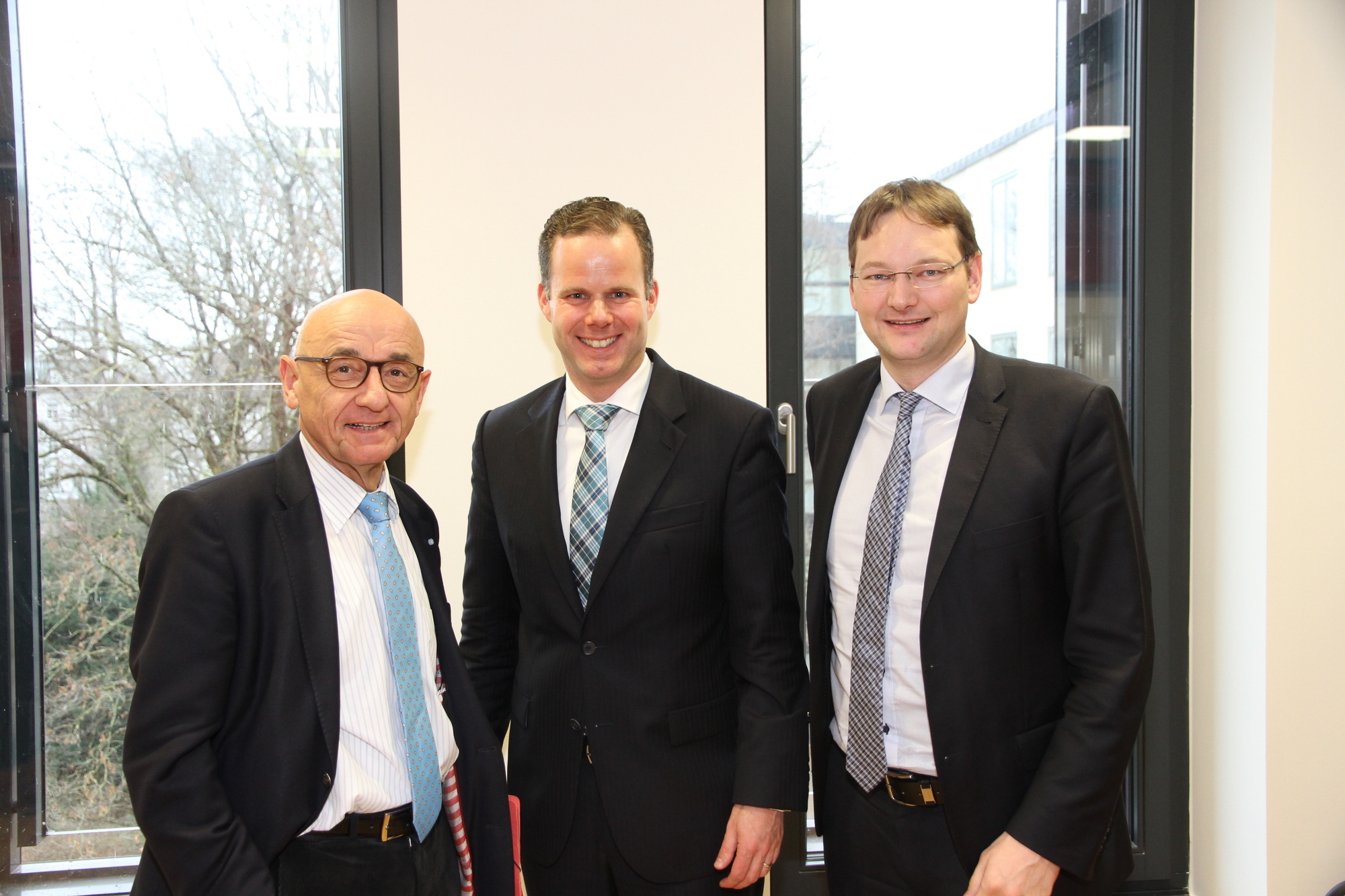 Alfred Sauter, Dr. Markus Schmitz und Dr. Hans Reichhart. Foto: Abgeordnetenbüro Alfred Sauter, MdL