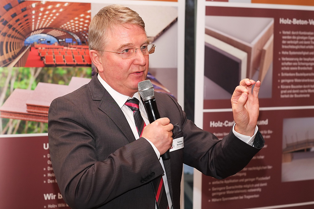 Das HOLZ+ Symposium zeigte Potenziale im Bereich Bereich der Holzverbundlösungen und Holzverbundmaterialien auf. Foto: Regio A3