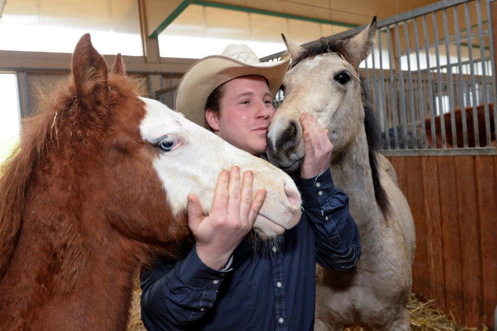 Stefan Schnyder, Inhaber Schnyder Ranch, gibt Einblicke ins Westernreiten. Foto: Pferd Bodensee / Messe Friedrichshafen GmbH