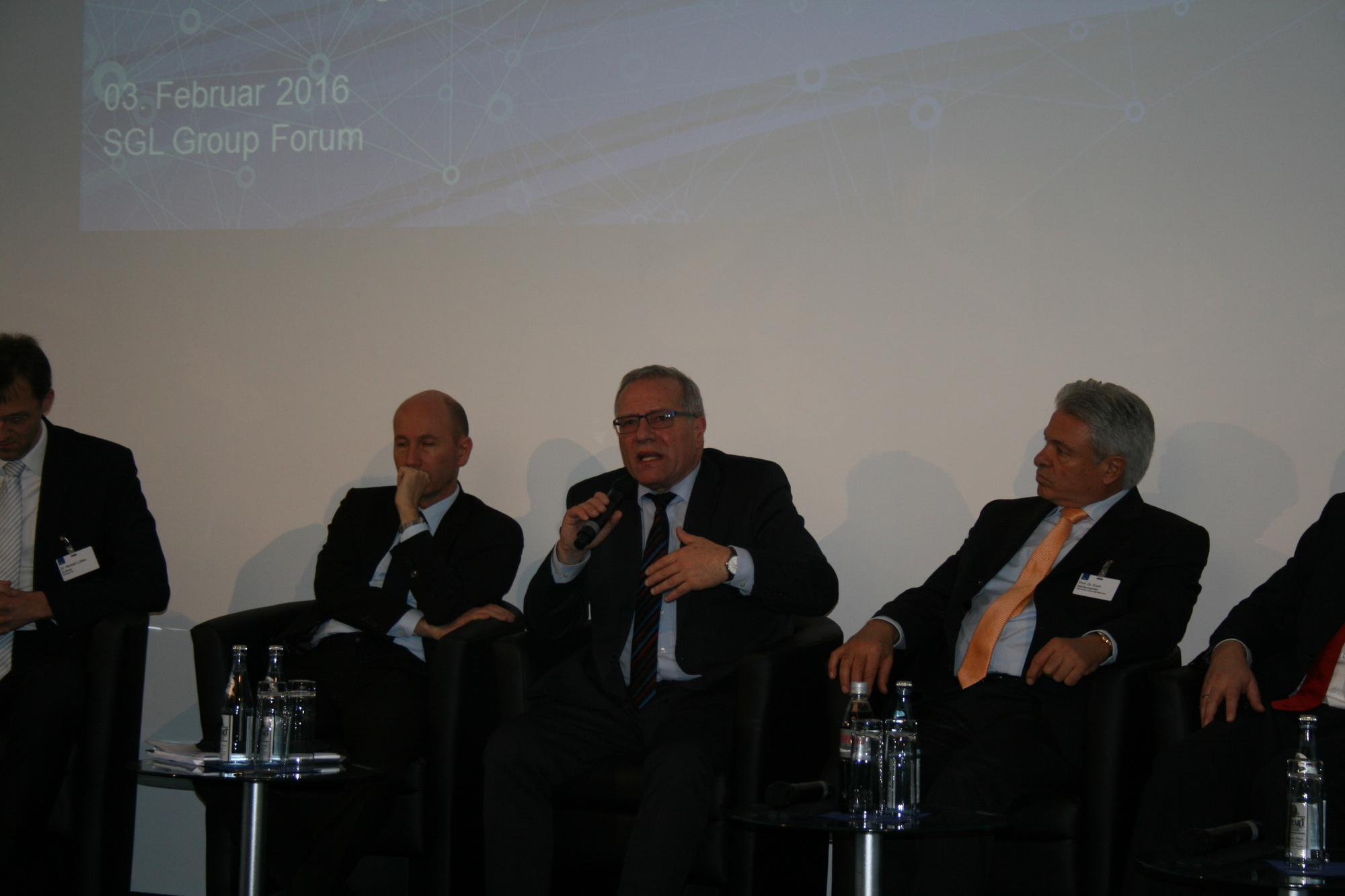Rund 80 Vertreter aus Wirtschaft, Wissenschaft und Politik waren der Einladung der vbw zu SGL gefolgt. Foto: B4B SCHWABEN