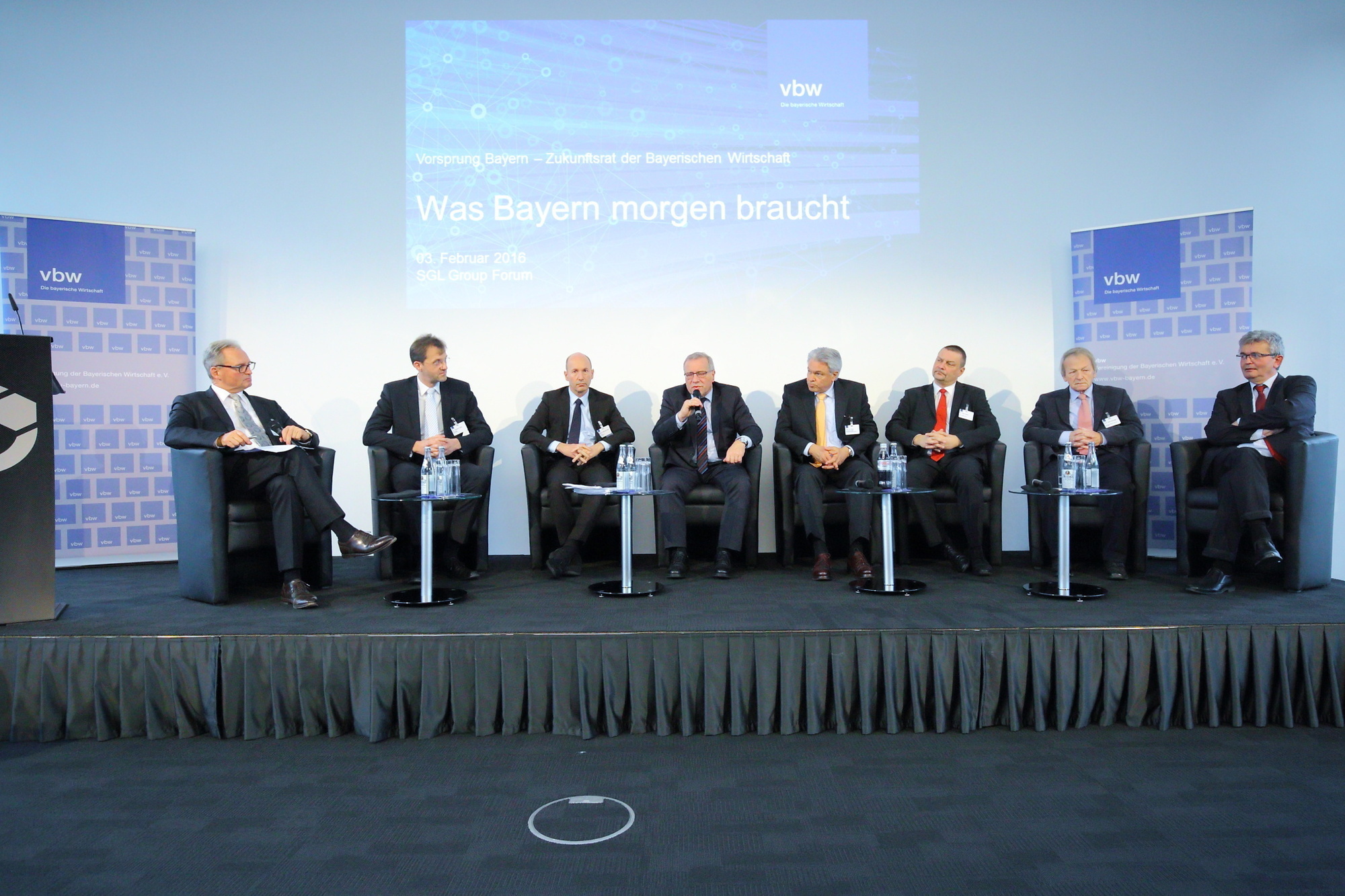 Rund 80 Vertreter aus Wirtschaft, Wissenschaft und Politik waren der Einladung der vbw zu SGL gefolgt. Foto: vbw