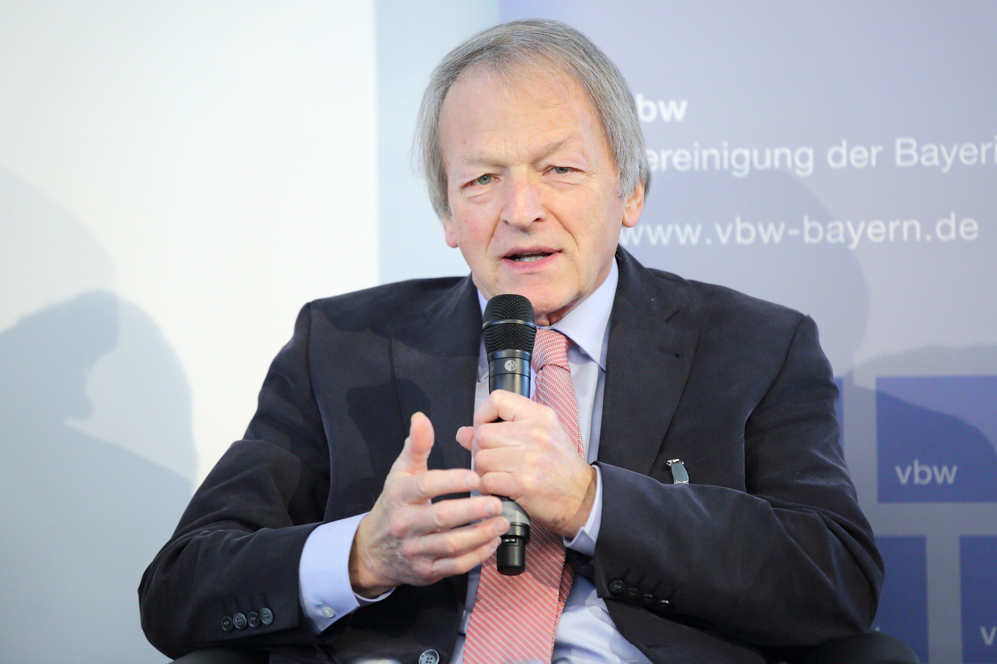 Rund 80 Vertreter aus Wirtschaft, Wissenschaft und Politik waren der Einladung der vbw zu SGL gefolgt. Foto: vbw
