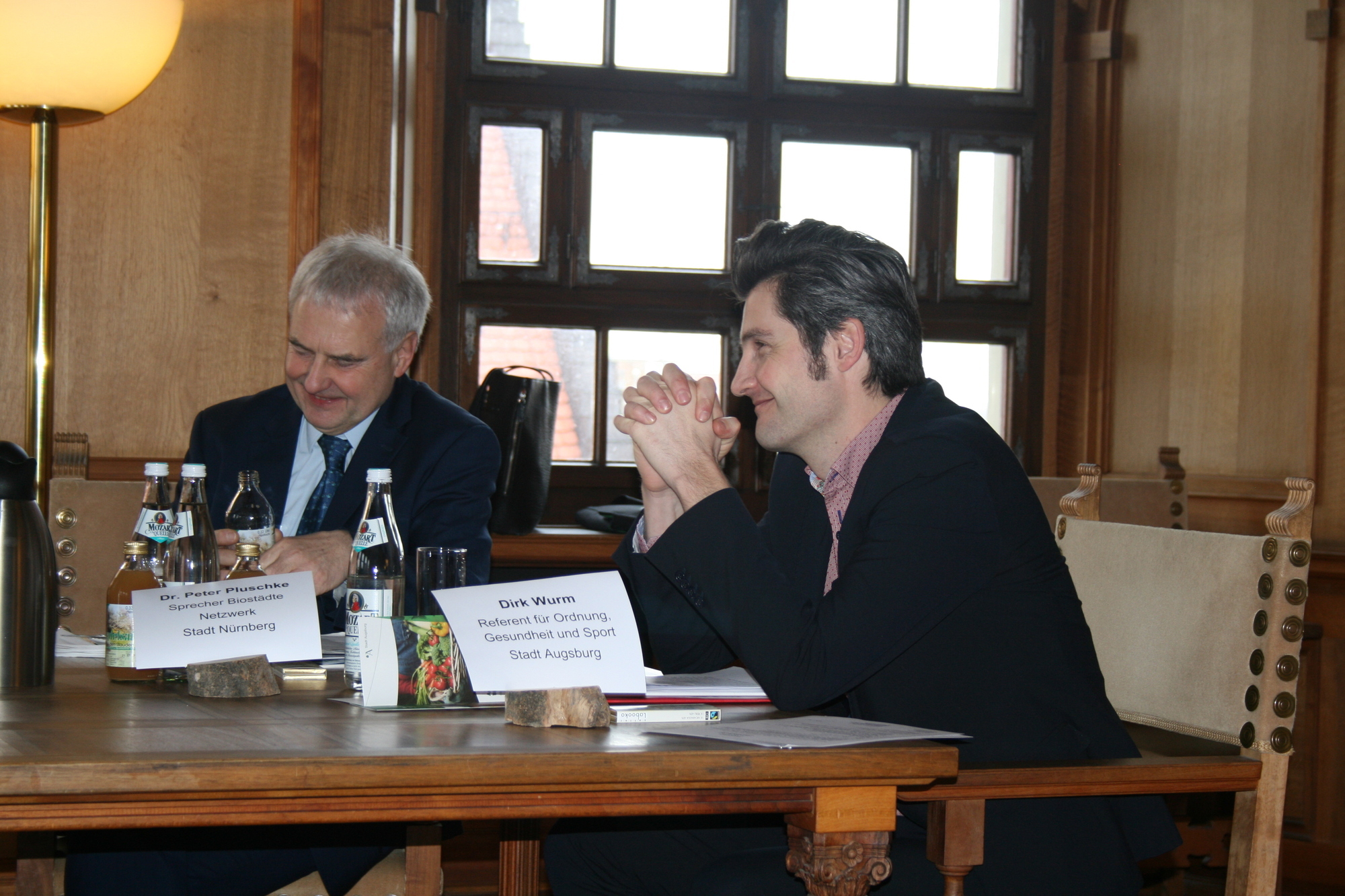 Darmstadt, Nürnberg, Augbsurg, München und Freiburg unterzeichnen Kooperations-Vereinbarung. Foto: B4B WIRTSCHAFTSLEBEN SCHWABEN