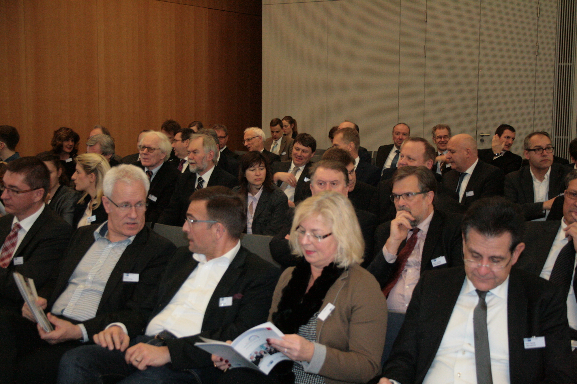 Auf dem 42. Augsburger Konjungturgespräch. Foto: B4B WIRTSCHAFTSLEBEN SCHWABEN