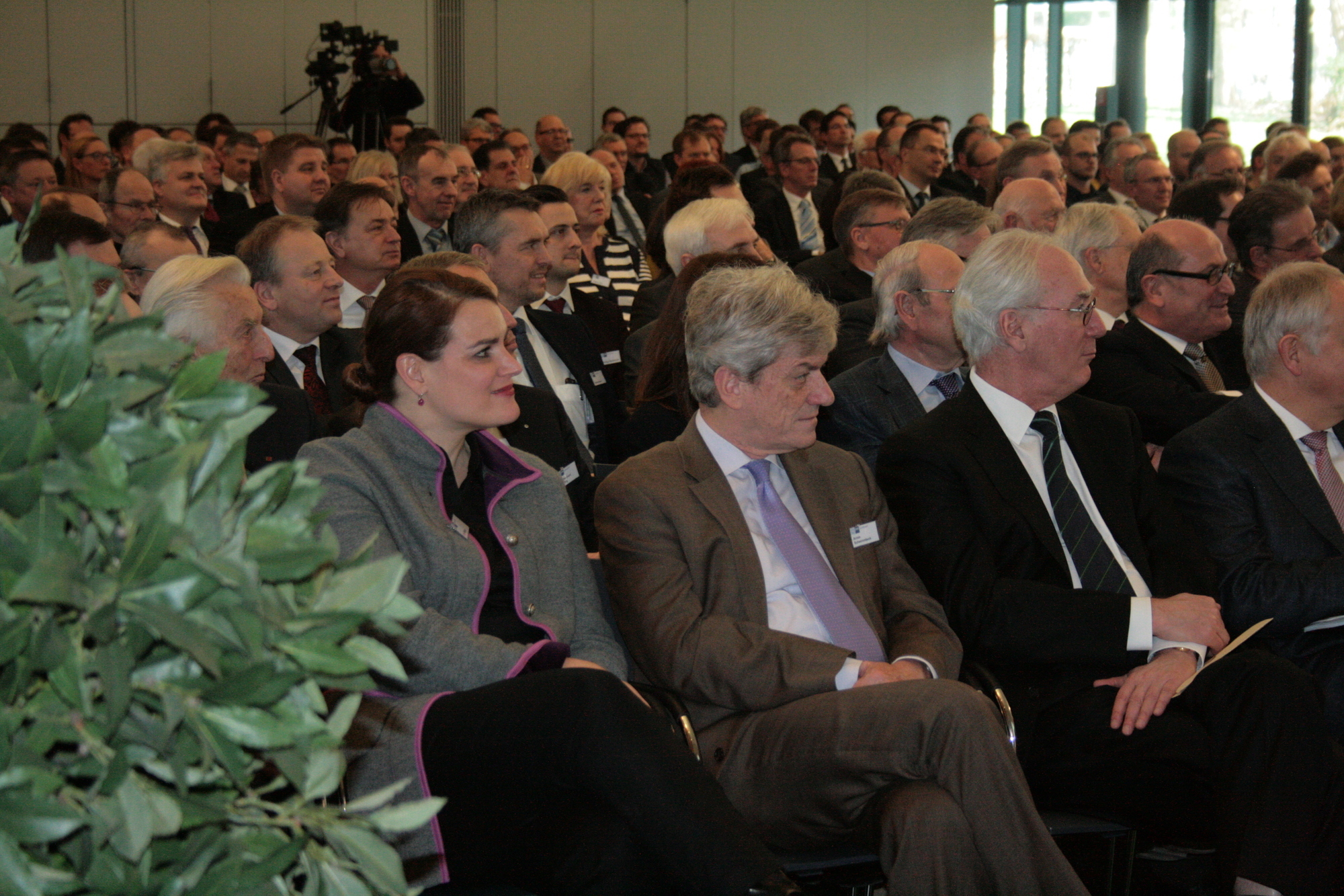Auf dem 42. Augsburger Konjungturgespräch. Foto: B4B WIRTSCHAFTSLEBEN SCHWABEN