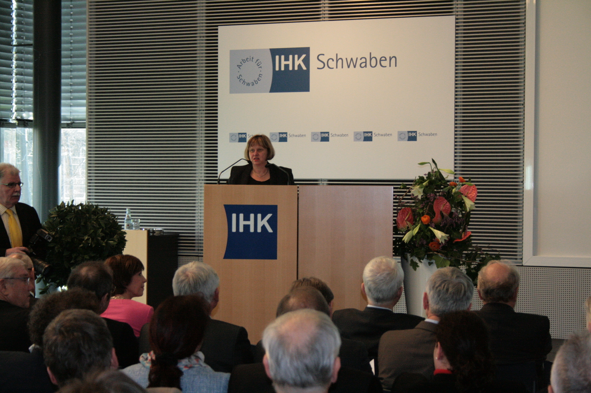 Auf dem 42. Augsburger Konjungturgespräch. Foto: B4B WIRTSCHAFTSLEBEN SCHWABEN