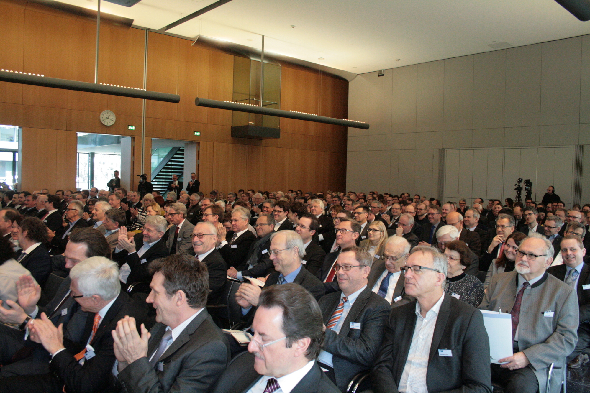Auf dem 42. Augsburger Konjungturgespräch. Foto: B4B WIRTSCHAFTSLEBEN SCHWABEN