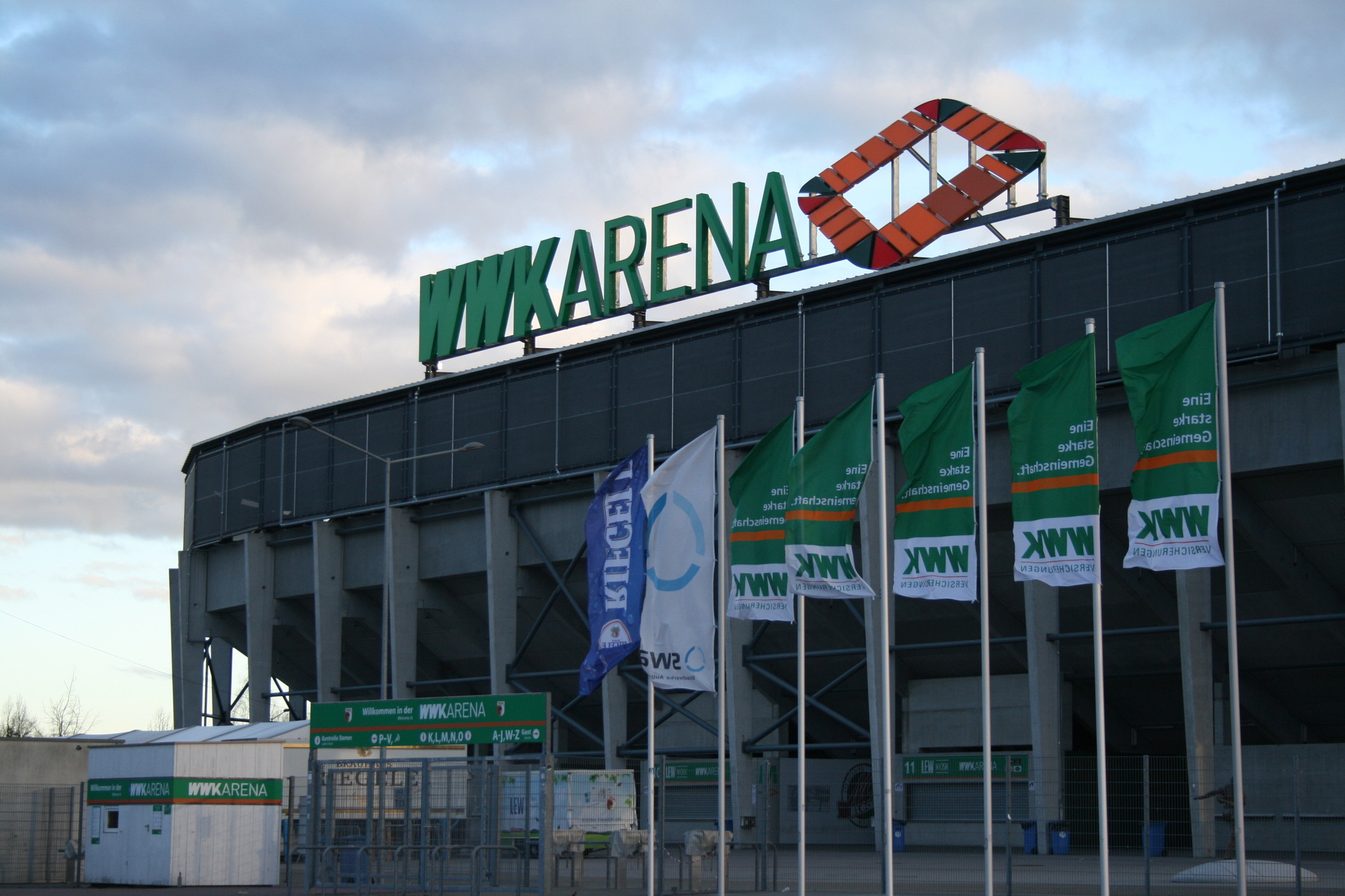 AL-KO lädt erneut zur Kabinenparty in die WWK ARENA ein. Foto: B4B WIRTSCHAFTSLEBEN SCHWABEN