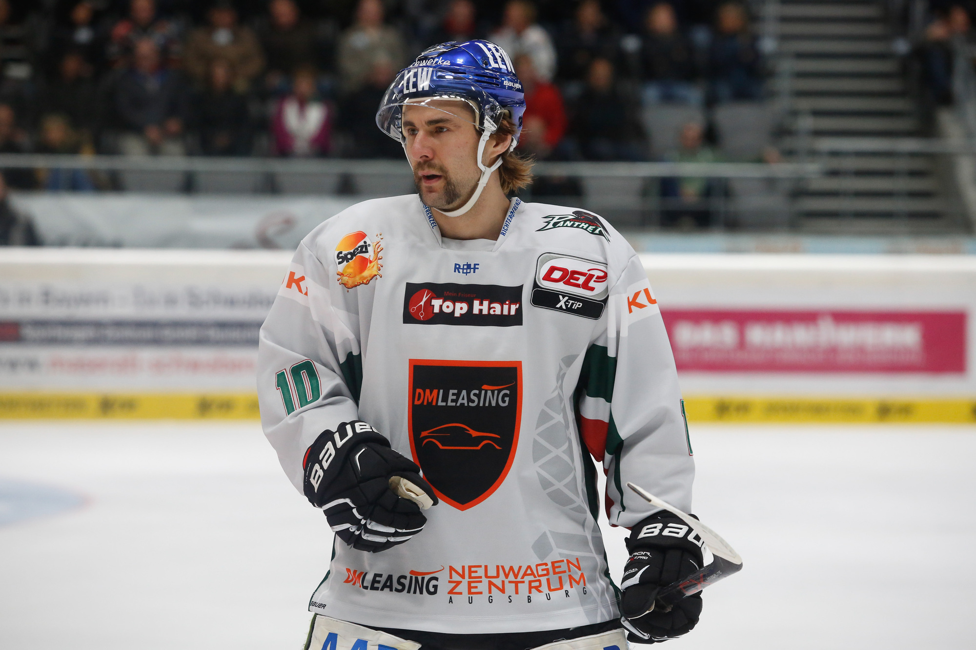 Das Logo von DM Leasing wird auch in der kommenden Saison auf den Panther-Trikots zu sehen sein. Foto: Sport in Augsburg
