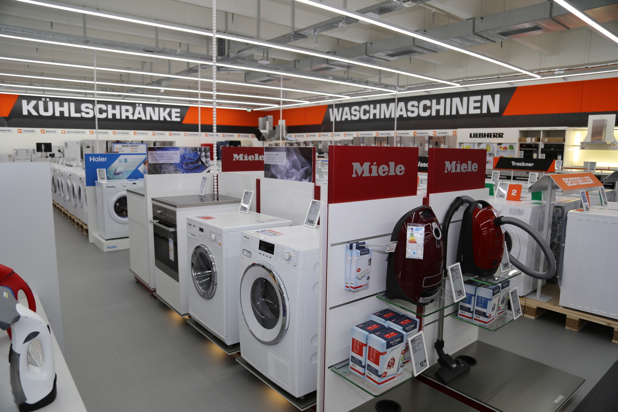 Der neue Saturn Elektrofachmarkt in Friedberg. Foto: Kathrin Buchenroth / B4B WIRTSCHAFTSLEBEN SCHWABEN