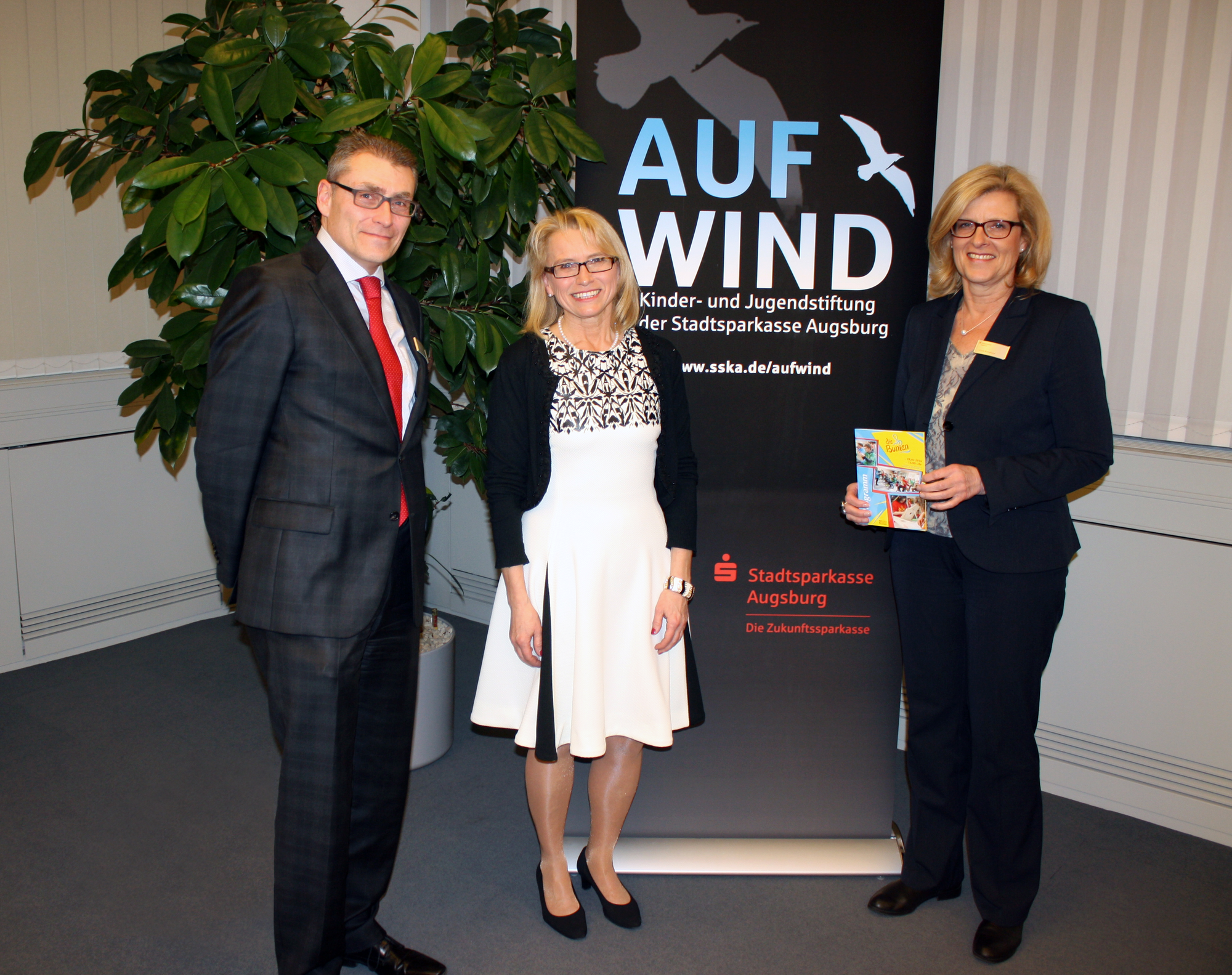 SSKA gratuliert Gewinnerin des Jugendpreis "AUFWIND". Foto: SSKA