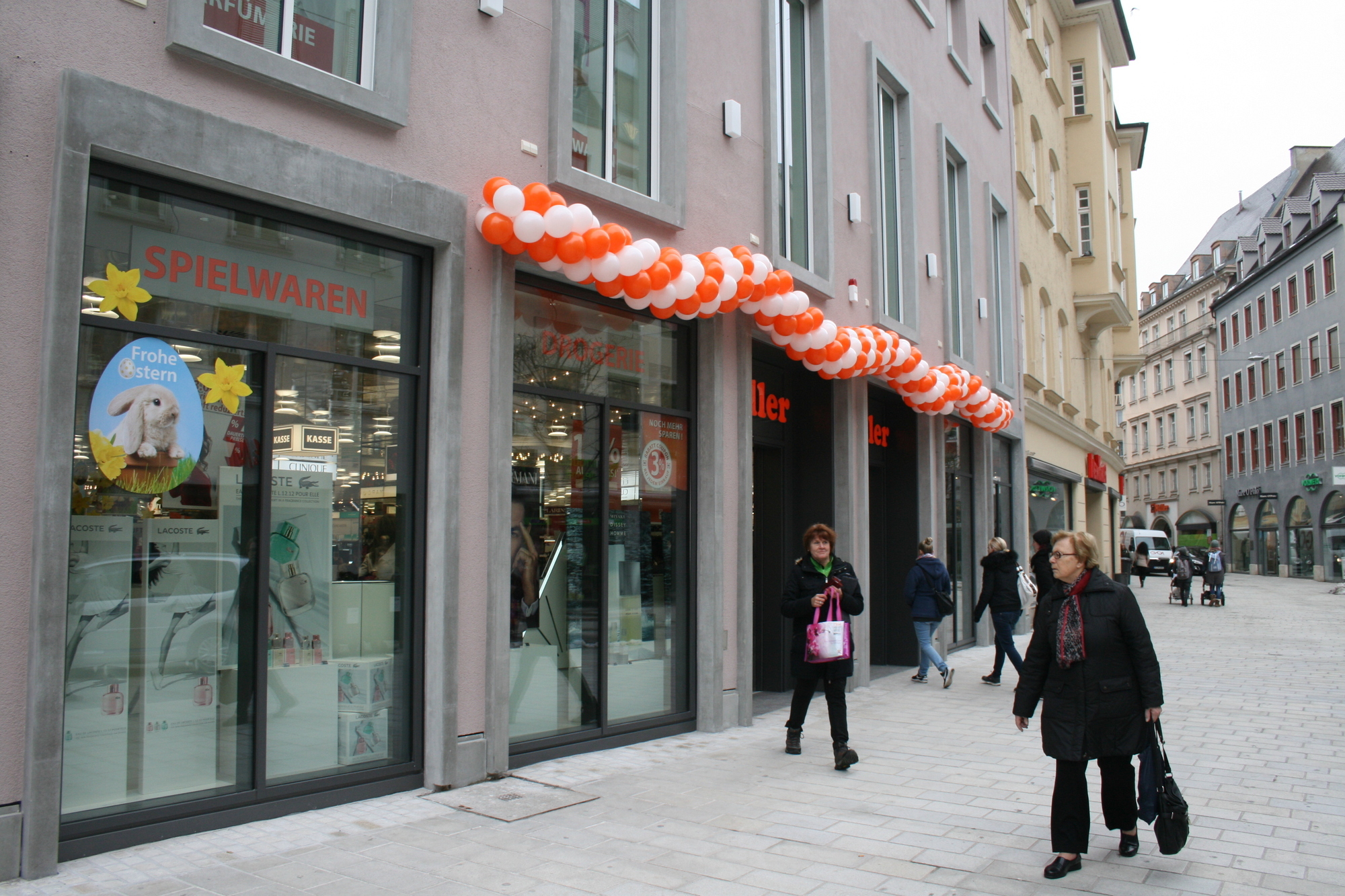 Am 3. März eröffnete Müller die neue Filiale in der Augsburger Annapassage. Foto: B4B WIRTSCHAFTSLEBEN SCHWABEN