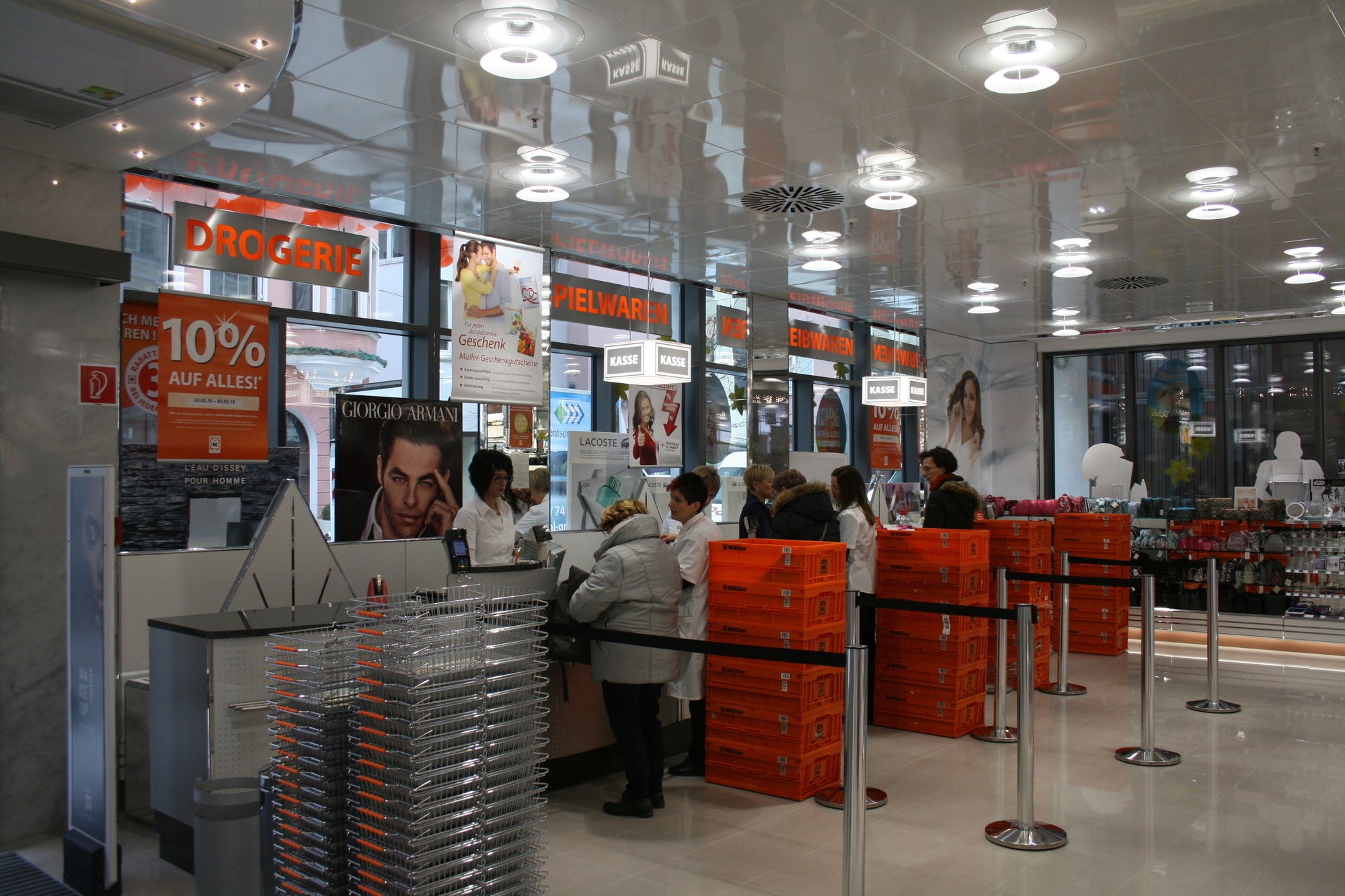 Am 3. März eröffnete Müller die neue Filiale in der Augsburger Annapassage. Foto: B4B WIRTSCHAFTSLEBEN SCHWABEN