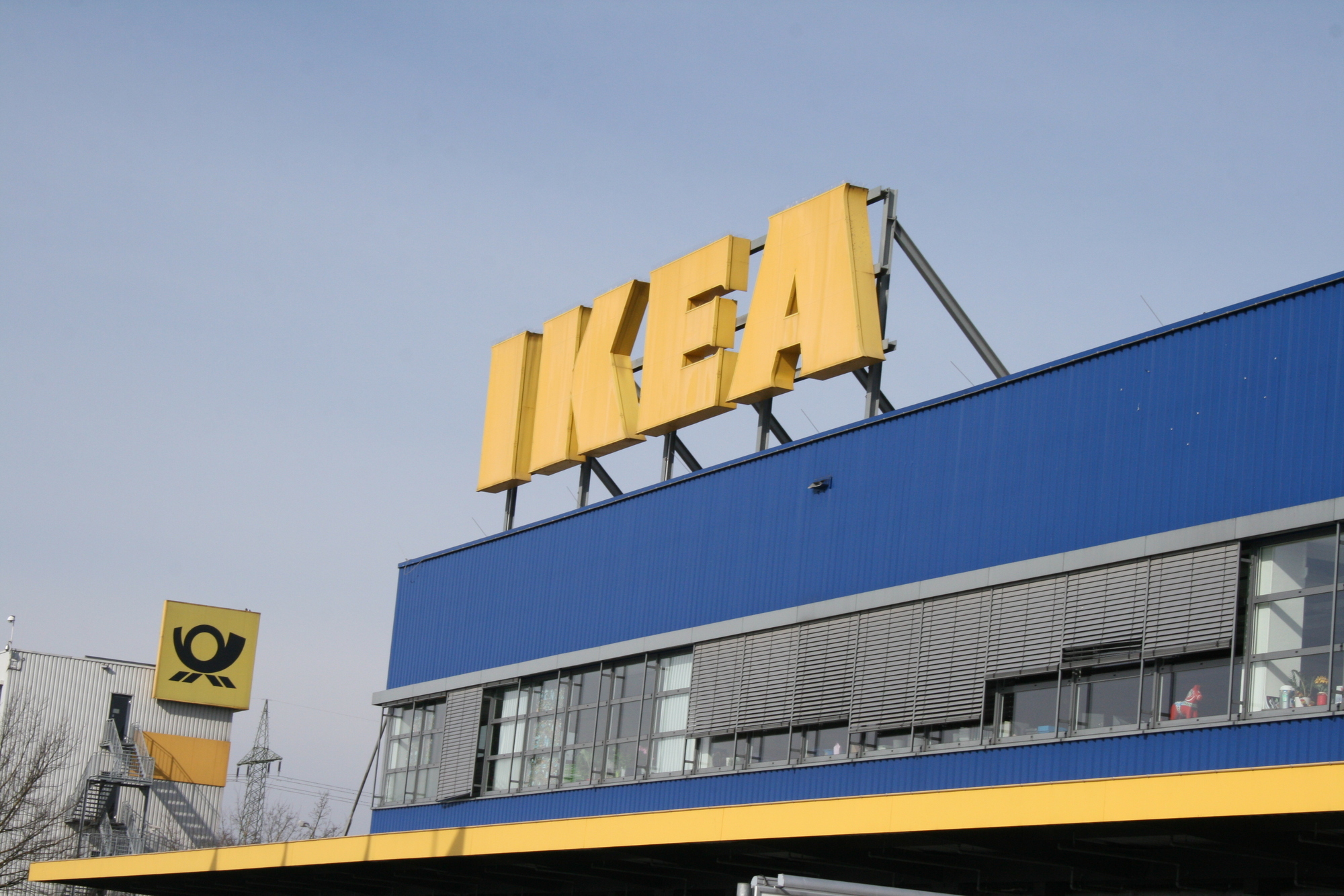 Mit der neuen E-Tankstelle leistet IKEA einen wichtigen Beitrag zur Verkehrswende. Foto: B4B WIRTSCHAFTSLEBEN SCHWABEN