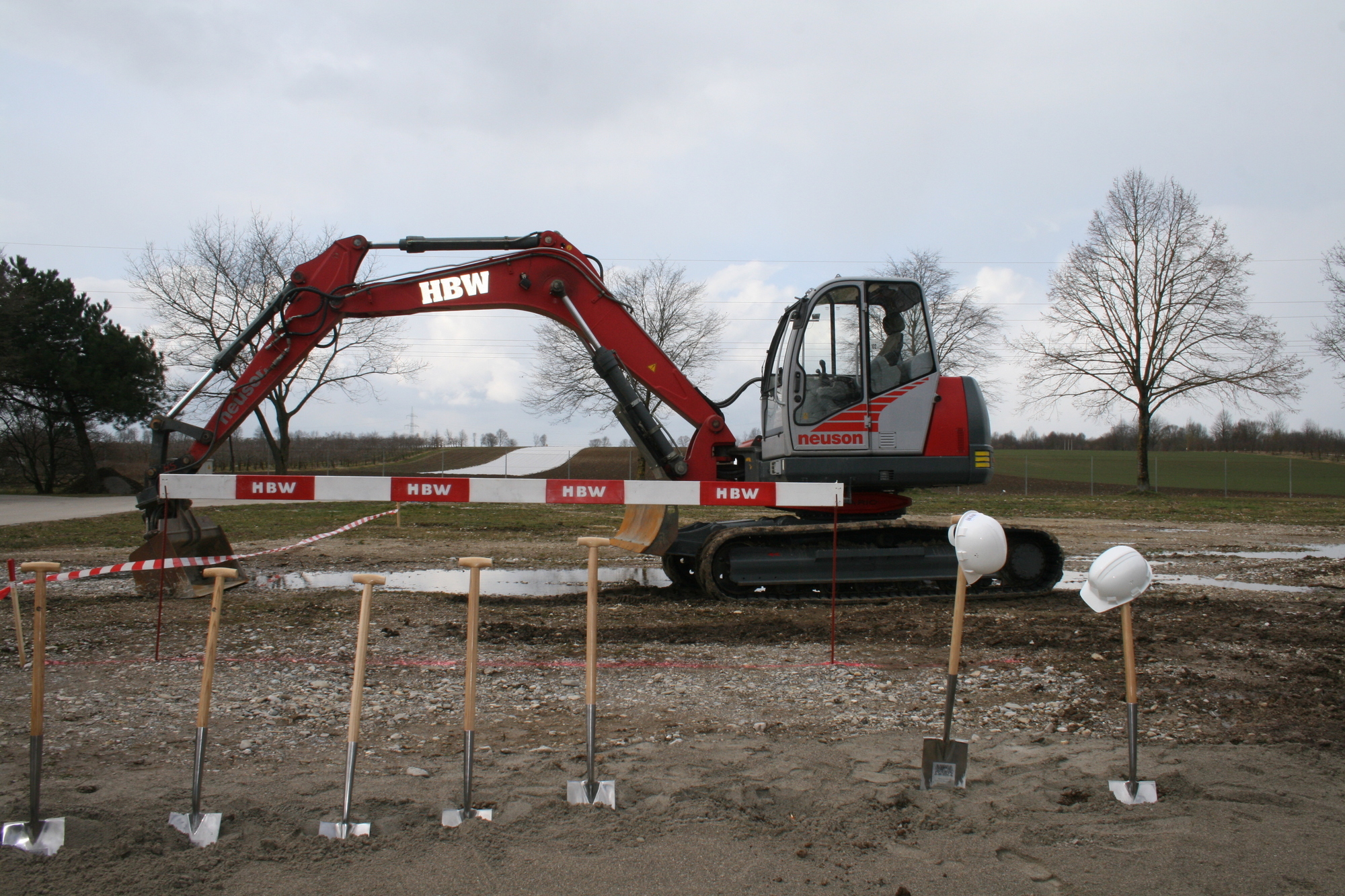 Beim Spatenstich in Königsbrunn. Foto: B4B WIRTSCHAFTSLEBEN SCHWABEN