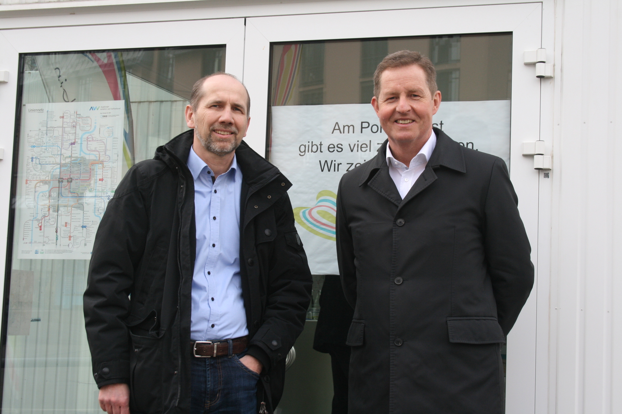Projektleiter Bernhard Groß und swa-Geschäftsführer Dr. Walter Casazza. Foto: B4B WIRTSCHAFTSLEBEN SCHWABEN