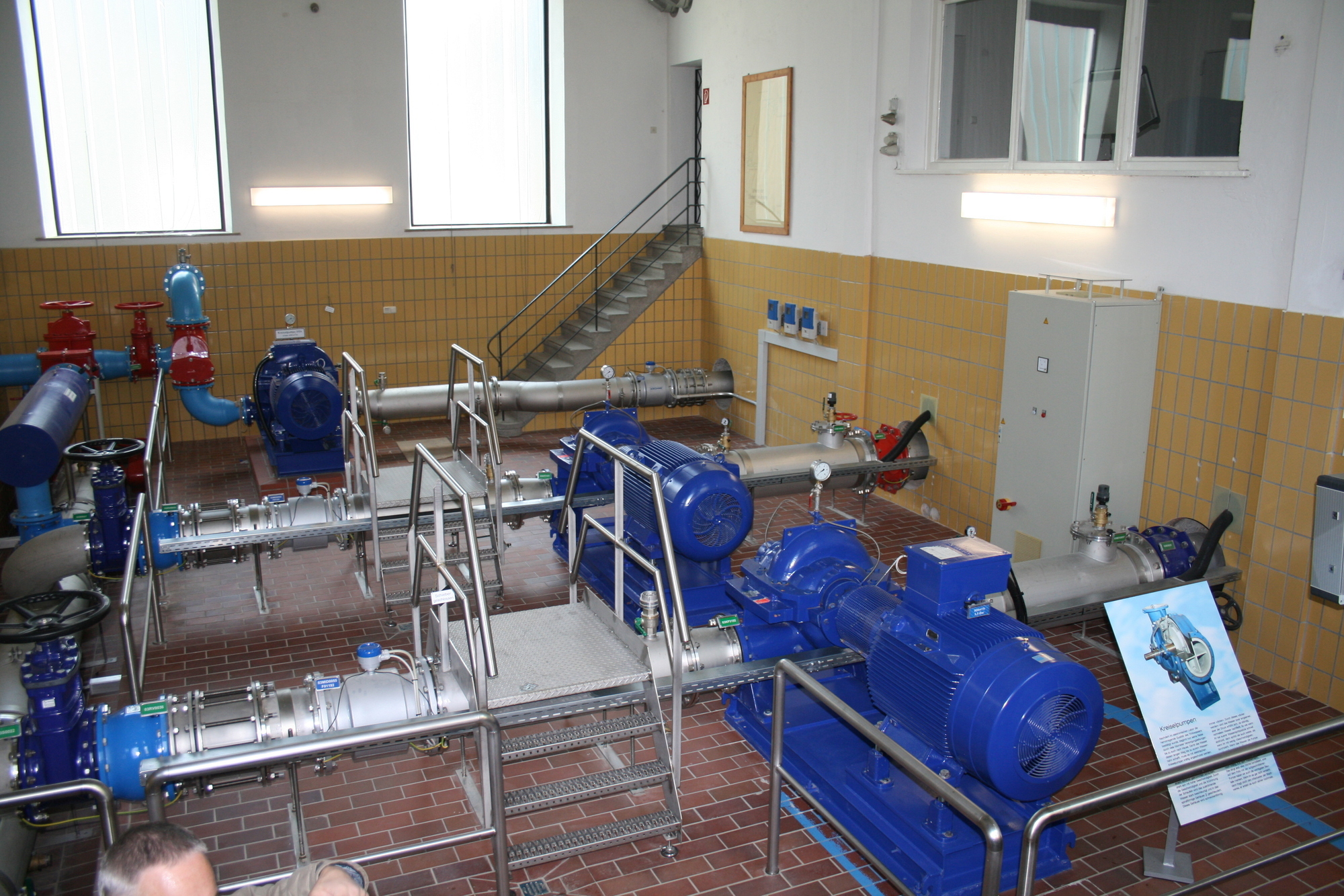 Die swa zeigen, welche Neuerungen es im Lochbach-Wasserwerk gibt. Foto: B4B WIRTSCHAFTSLEBEN SCHWABEN