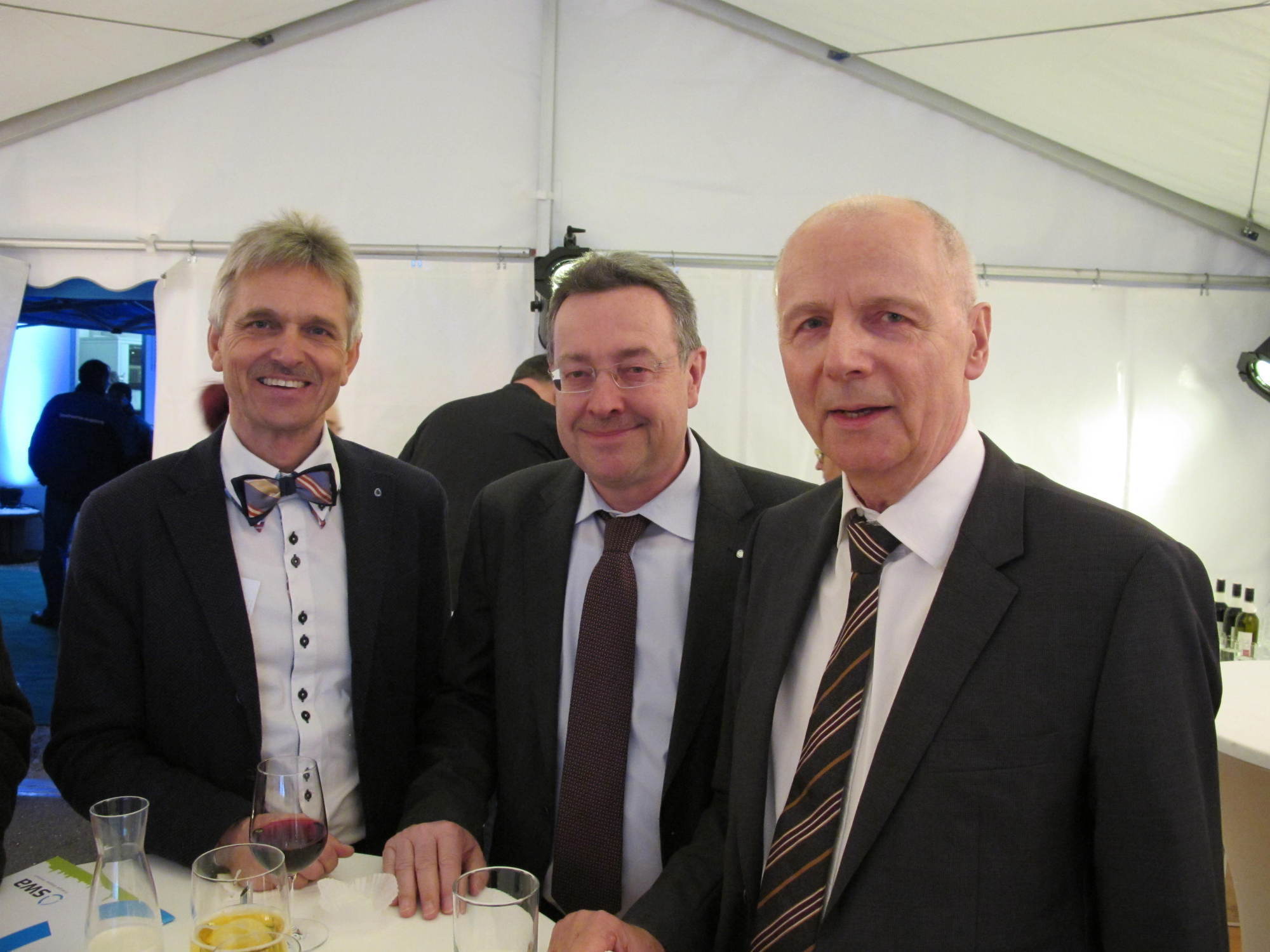 swa und Siemens schließen Supraleitenden Strombegrenzer an. Foto: B4B WIRTSCHAFTSLEBEN SCHWABEN