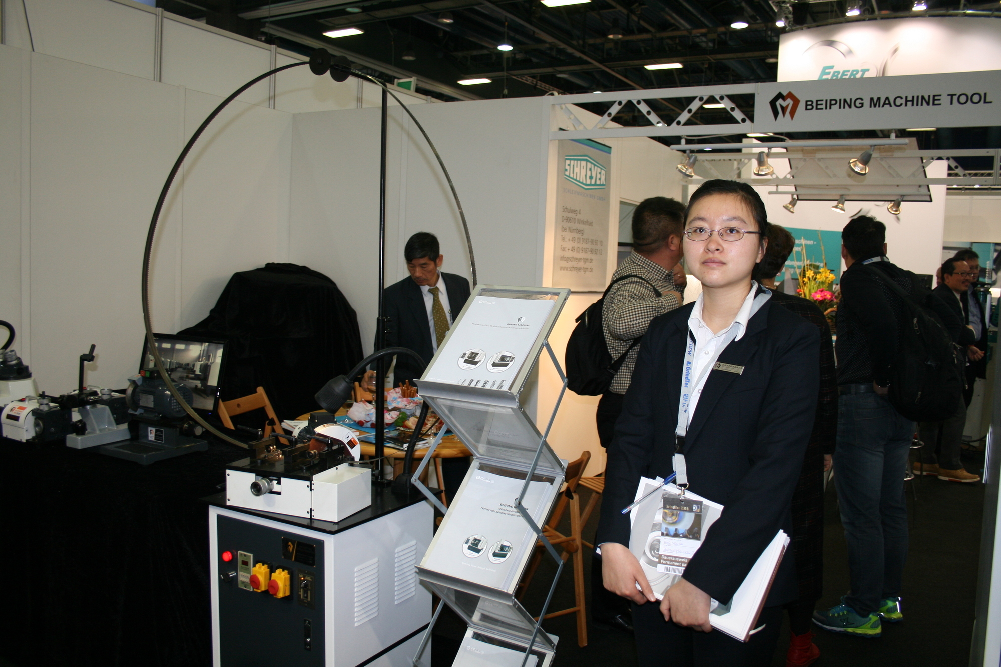 Auf der GrindTec 2016 stellen rund 560 Aussteller aus 27 Nationen ihre Innovationen vor. Foto: B4B WIRTSCHAFTSLEBEN SCHWABEN