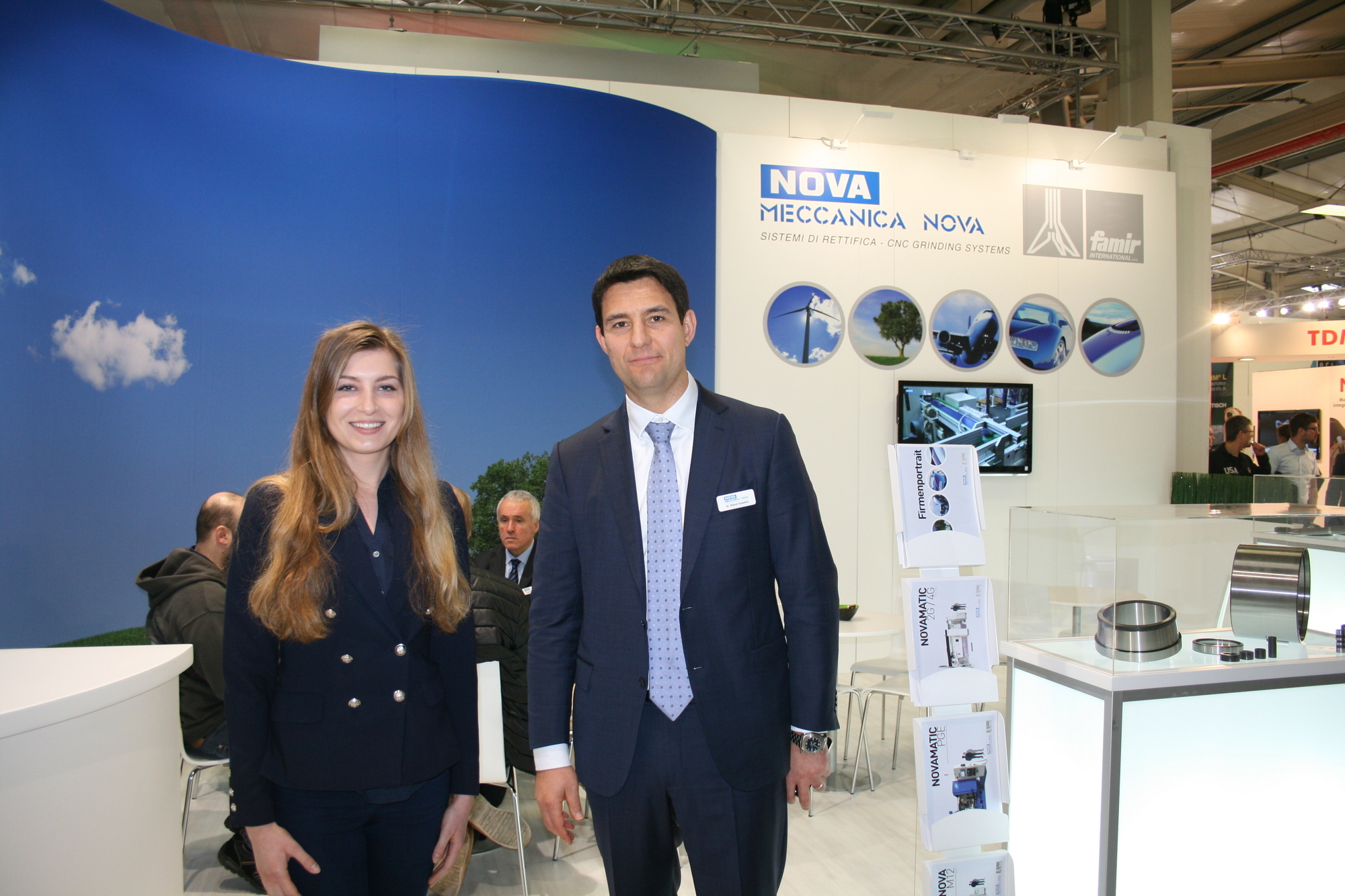 Auf der GrindTec 2016 stellen rund 560 Aussteller aus 27 Nationen ihre Innovationen vor. Foto: B4B WIRTSCHAFTSLEBEN SCHWABEN