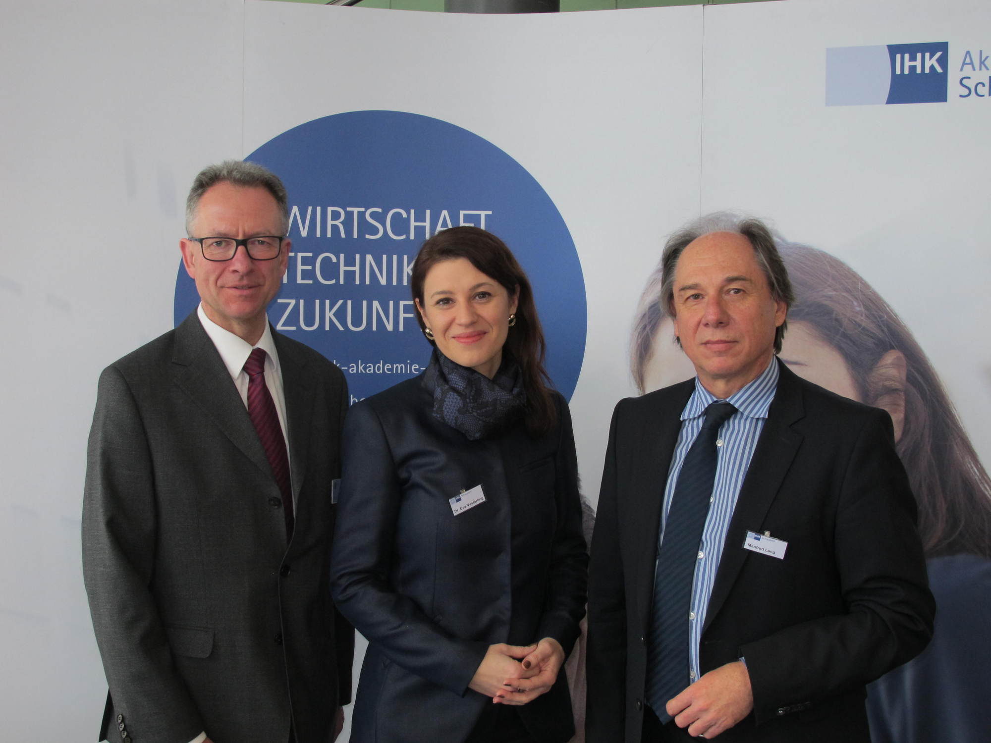 Der IHK-Fachkräftetag konnte mehr als 100 Teilnehmer begrüßen. Foto: B4B WIRTSCHAFTSLEBEN SCHWABEN