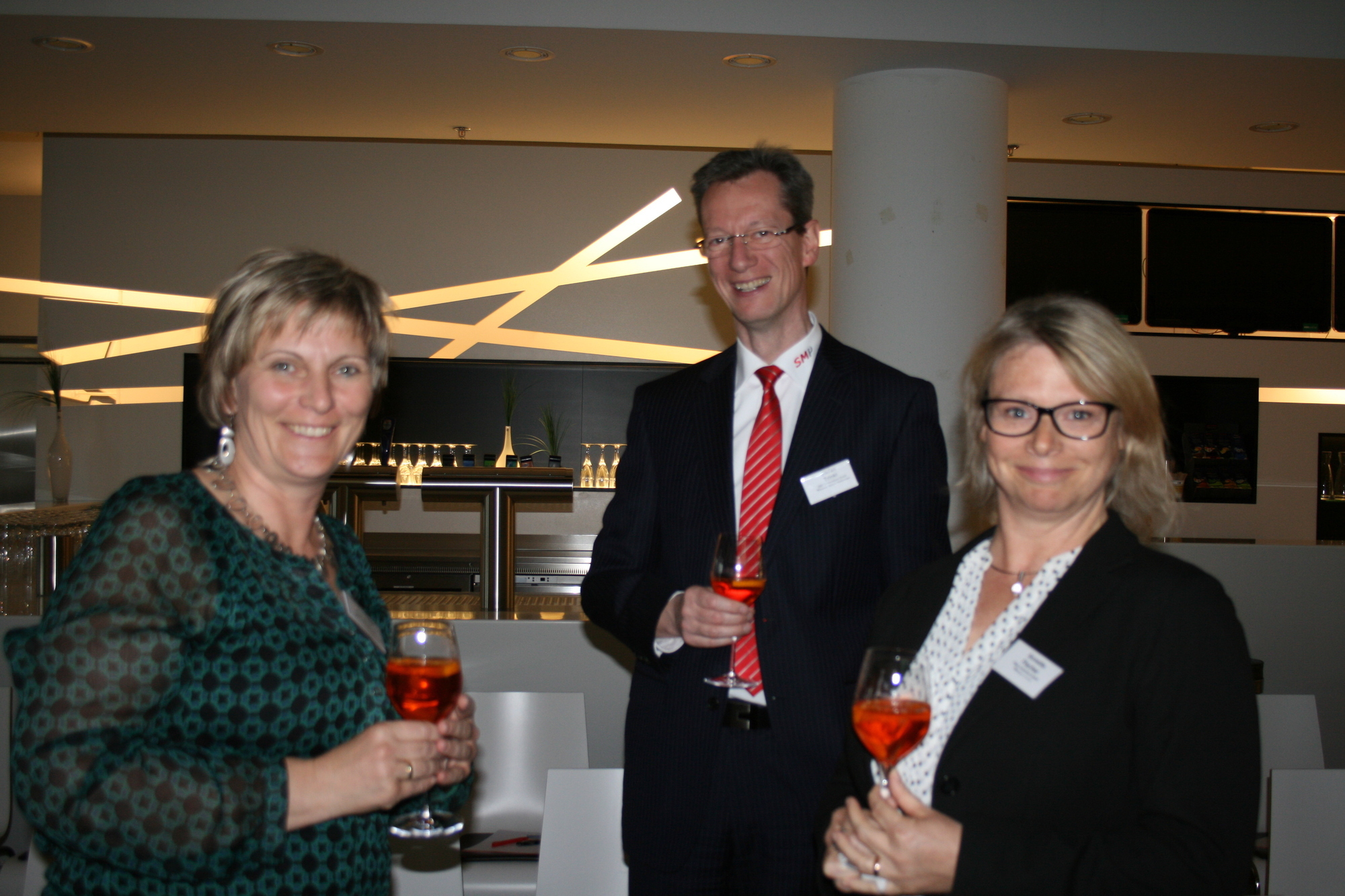Das 20. AUGUSTA Netzwerktreffen fand am 7. April 2016 in der WWK ARENA statt. Foto: B4B WIRTSCHAFTSLEBEN SCHWABEN