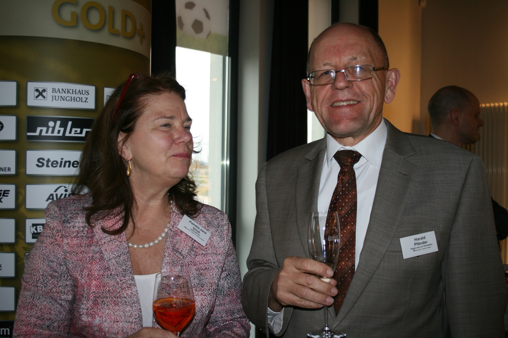 Das 20. AUGUSTA Netzwerktreffen fand am 7. April 2016 in der WWK ARENA statt. Foto: B4B WIRTSCHAFTSLEBEN SCHWABEN