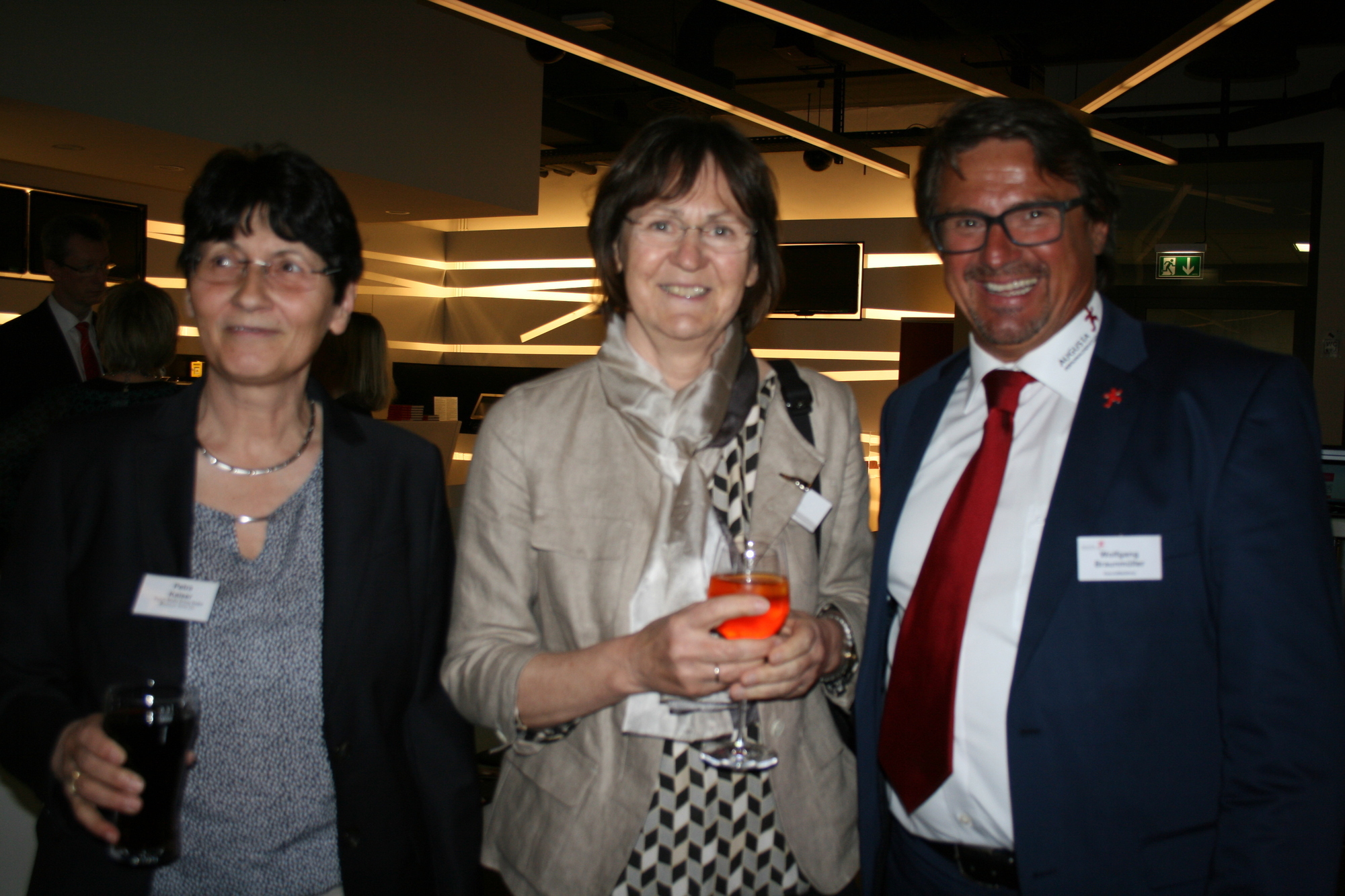 Das 20. AUGUSTA Netzwerktreffen fand am 7. April 2016 in der WWK ARENA statt. Foto: B4B WIRTSCHAFTSLEBEN SCHWABEN