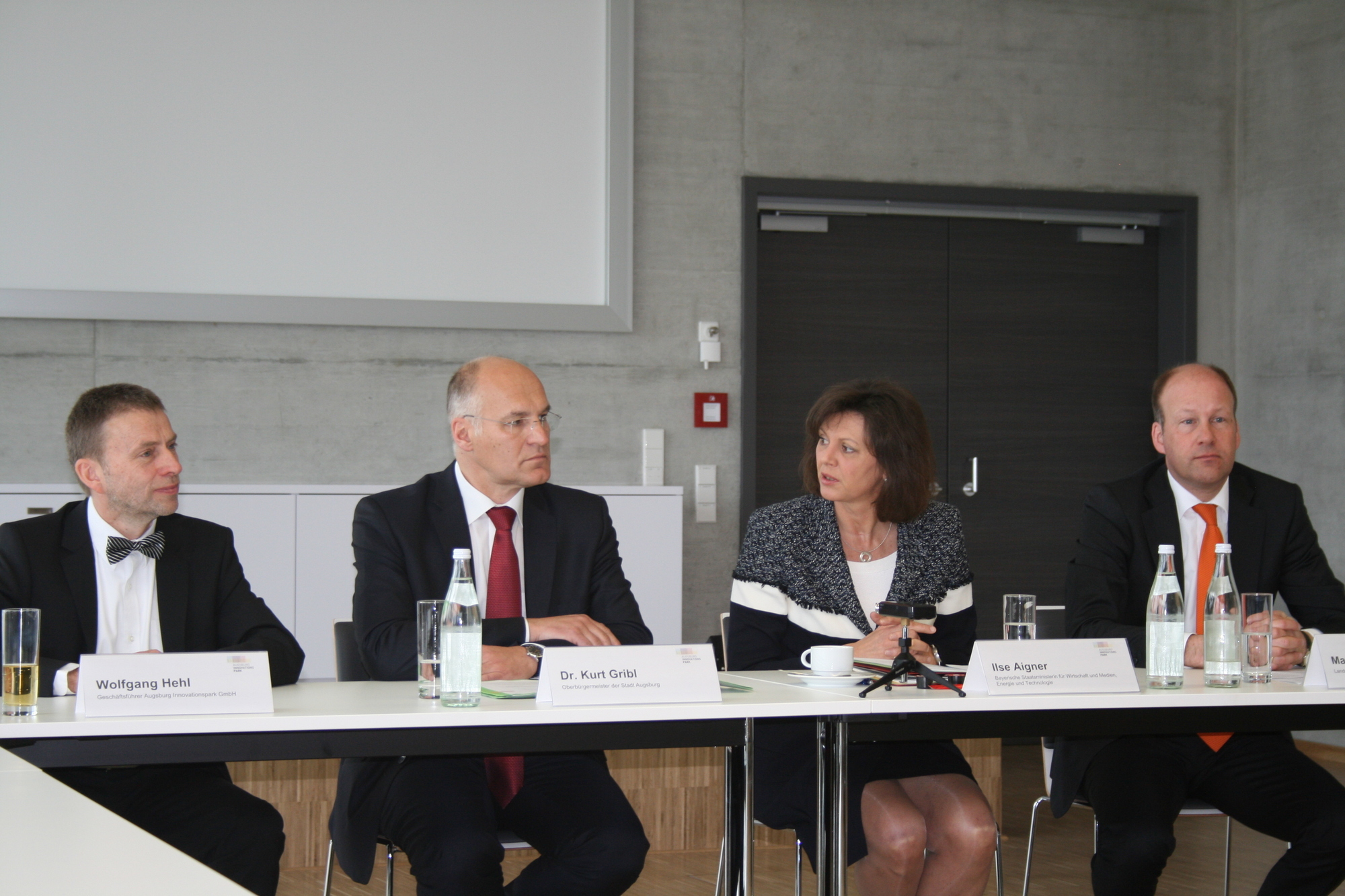 Am 10. April 2016 wurde das Technologiezentrum Augsburg feierlich eröffnet. Foto: B4B WIRTSCHAFTSLEBEN SCHWABEN