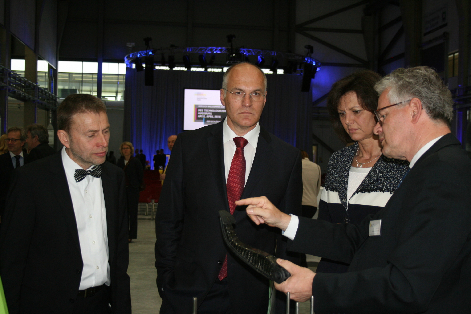 Am 10. April 2016 wurde das Technologiezentrum Augsburg feierlich eröffnet. Foto: B4B WIRTSCHAFTSLEBEN SCHWABEN