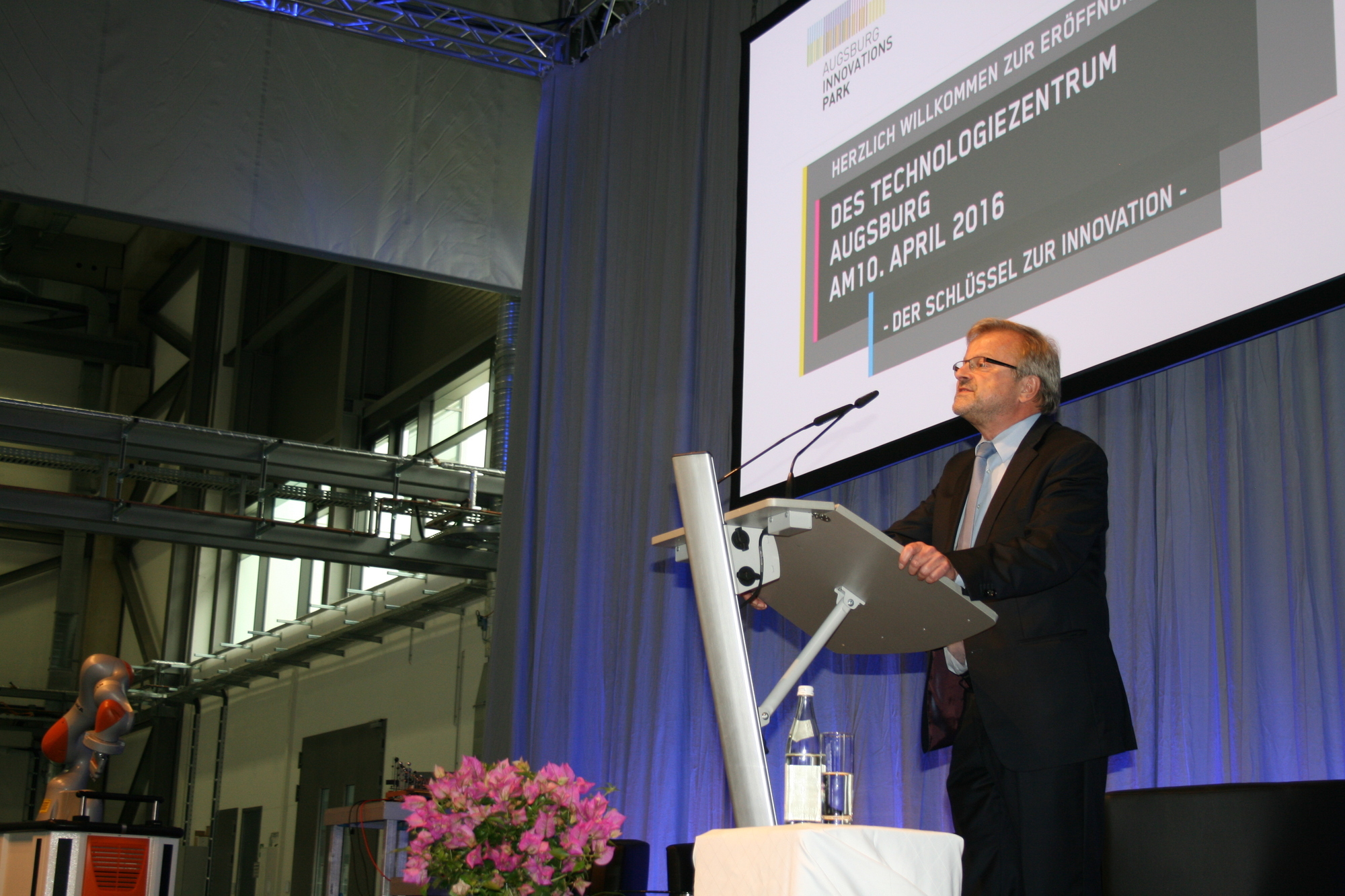 Am 10. April 2016 wurde das Technologiezentrum Augsburg feierlich eröffnet. Foto: B4B WIRTSCHAFTSLEBEN SCHWABEN